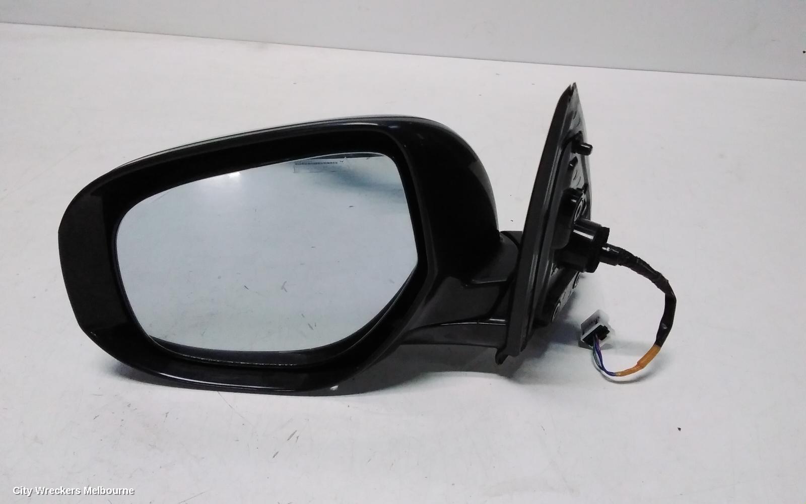 MITSUBISHI OUTLANDER LEFT DOOR MIRROR, ZK-ZL, NON FLASHER, MANUAL FOLD, NON CAMERA TYPE, 07/2015 - 07/2021