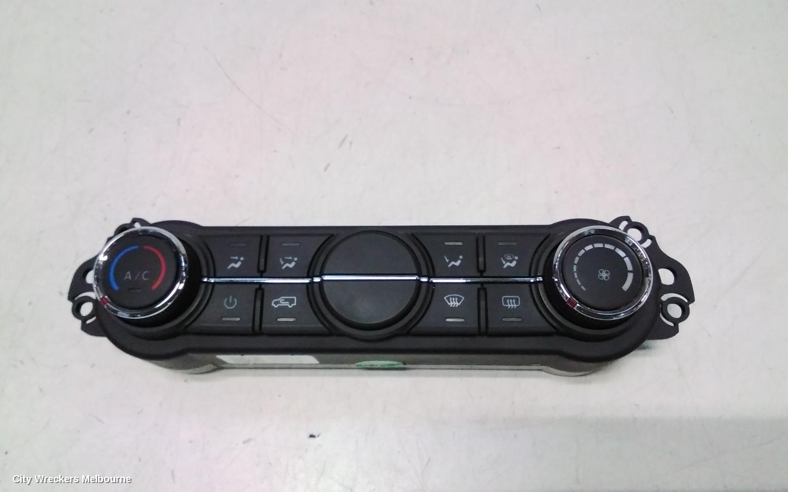 LDV DELIVER 9 HEATER/AC CONTROLS, FRONT, NON CLIMATE CONTROL TYPE, 07/2020 ONWARDS