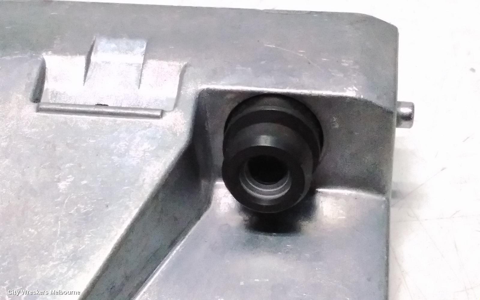 LDV DELIVER 9 REVERSE CAMERA, FRONT CAMERA (WINDSCREEN MOUNTED), 07/2020 ONWARDS