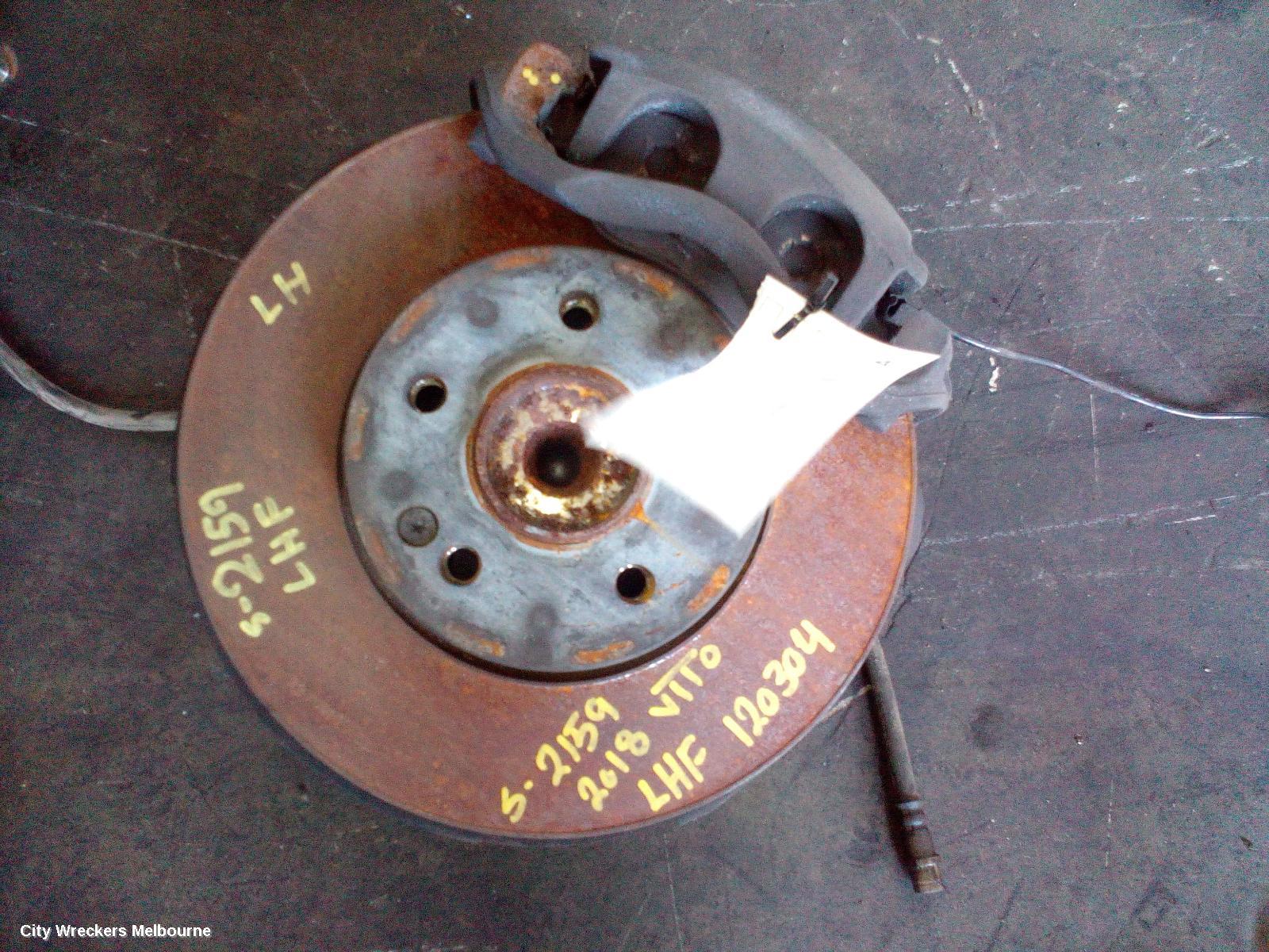 MERCEDES VITO LEFT FRONT HUB ASSEMBLY, RWD, 447, 03/2015 ONWARDS