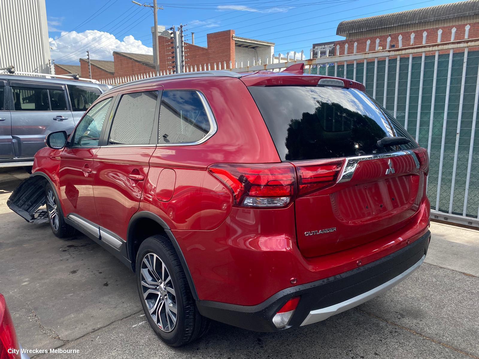 MITSUBISHI OUTLANDER LEFT FRONT DOOR WINDOW, ZJ-ZL, 10/2012 ONWARDS
