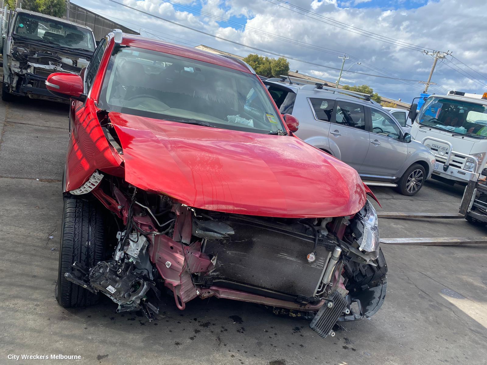 MITSUBISHI OUTLANDER LEFT FRONT DOOR WINDOW, ZJ-ZL, 10/2012 ONWARDS
