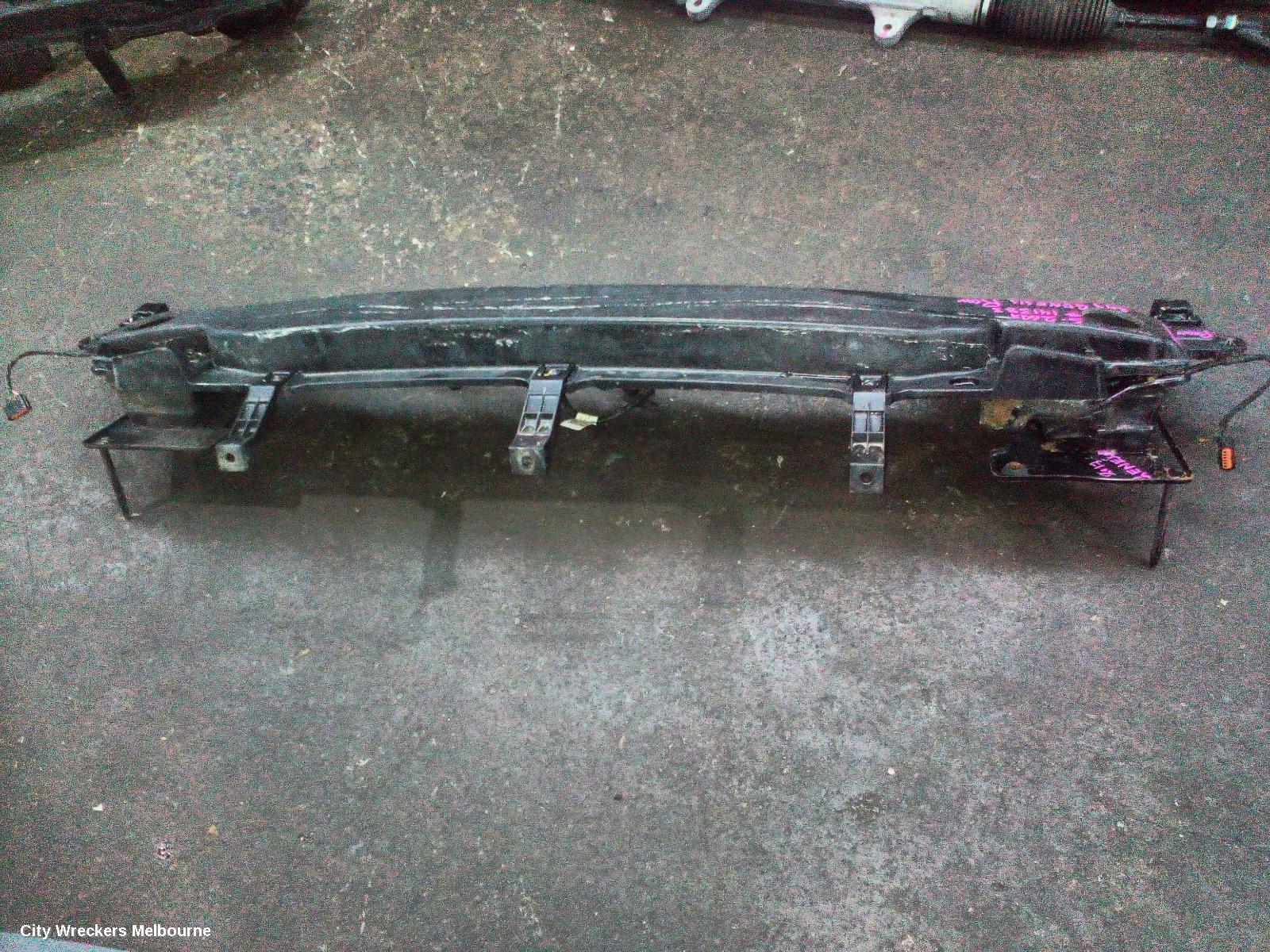 HYUNDAI GENESIS R/BAR BRACKET/REINFO, REINFORCEMENT, DH, 11/2014 - 01/2018