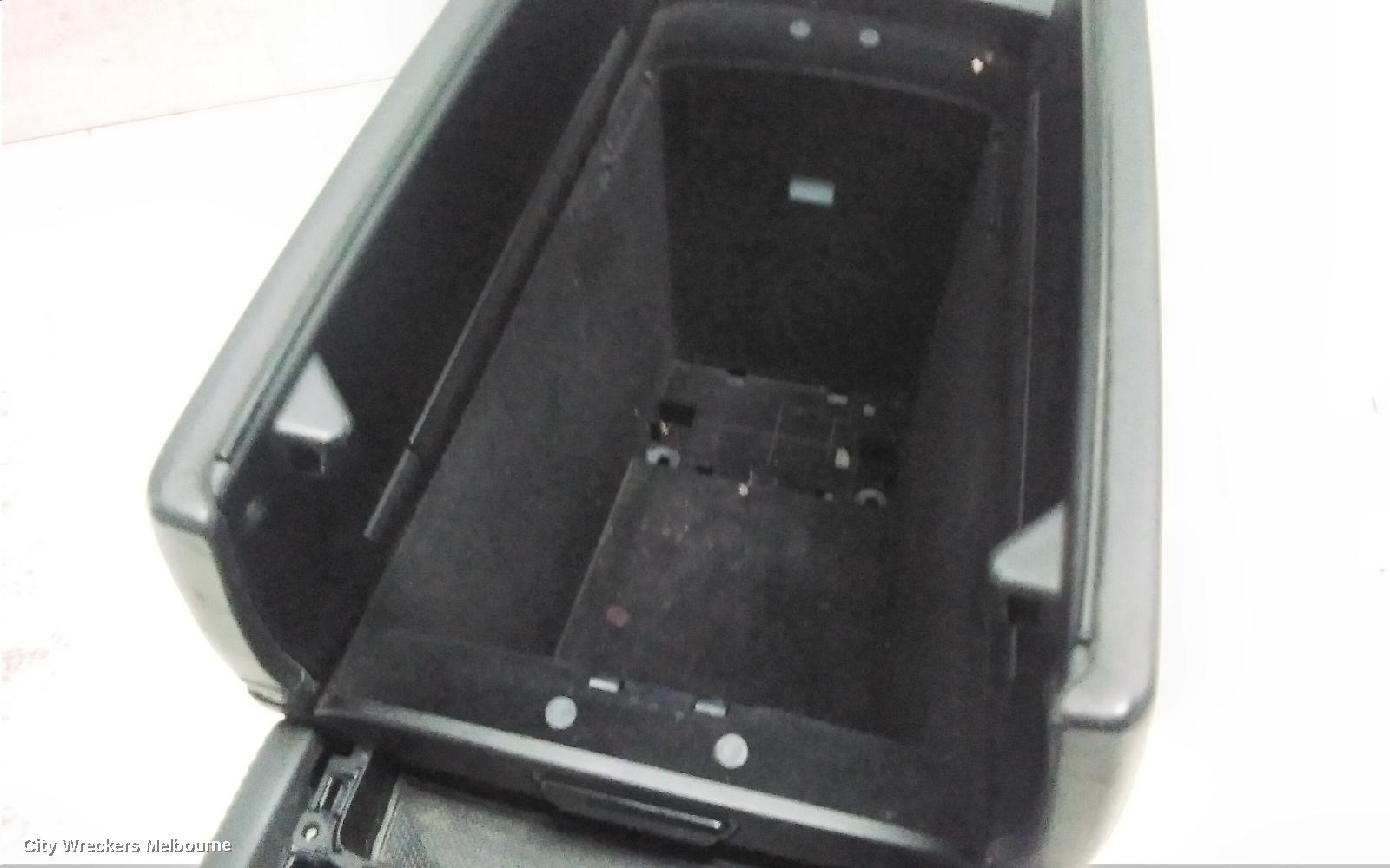 HYUNDAI GENESIS CONSOLE, DH, 11/2014 - 01/2018