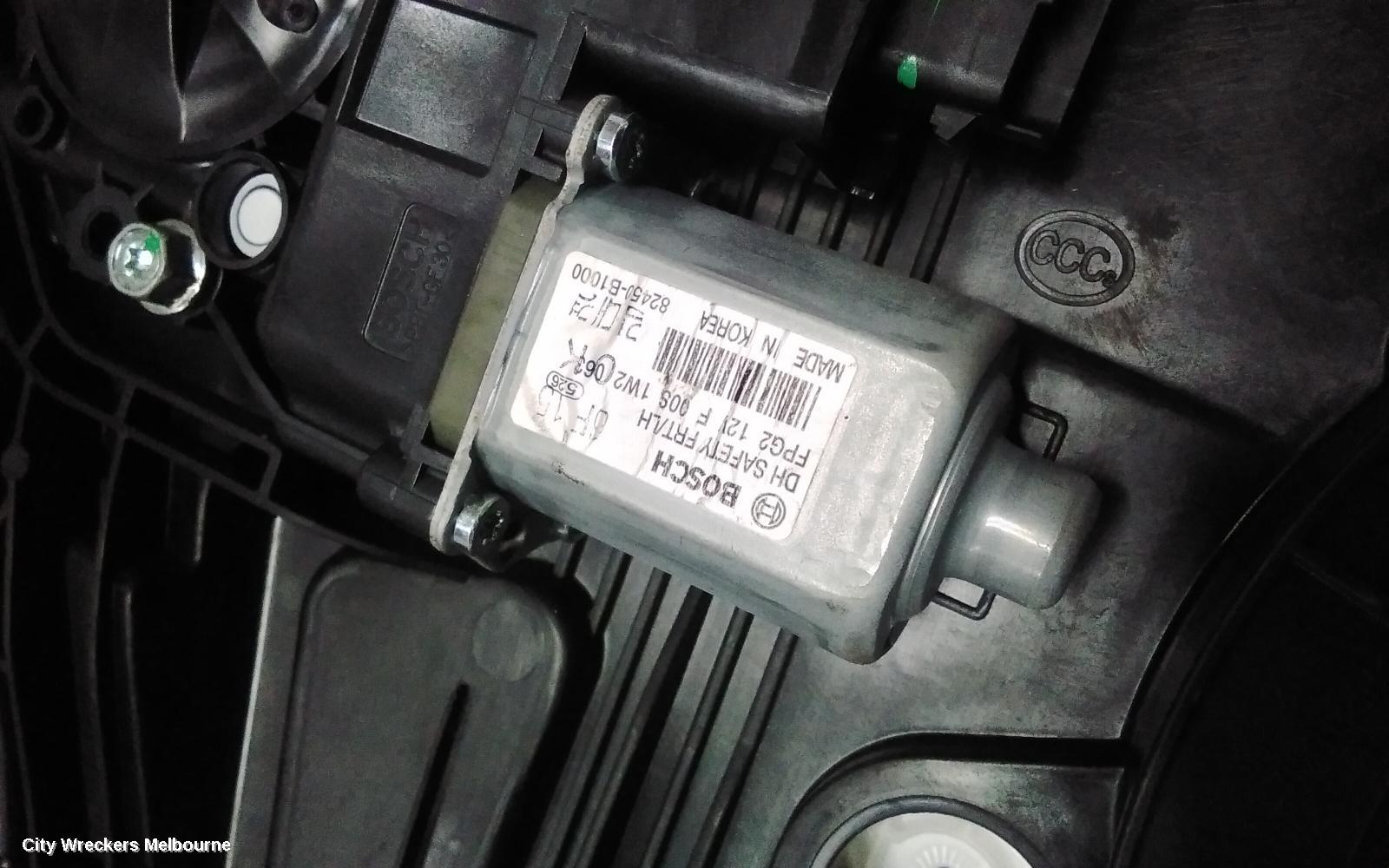 HYUNDAI GENESIS LEFT FRONT WINDOW REG/MOTOR, DH, DOOR REG ASSY (REG AND MOTOR), 11/2014 - 01/2018