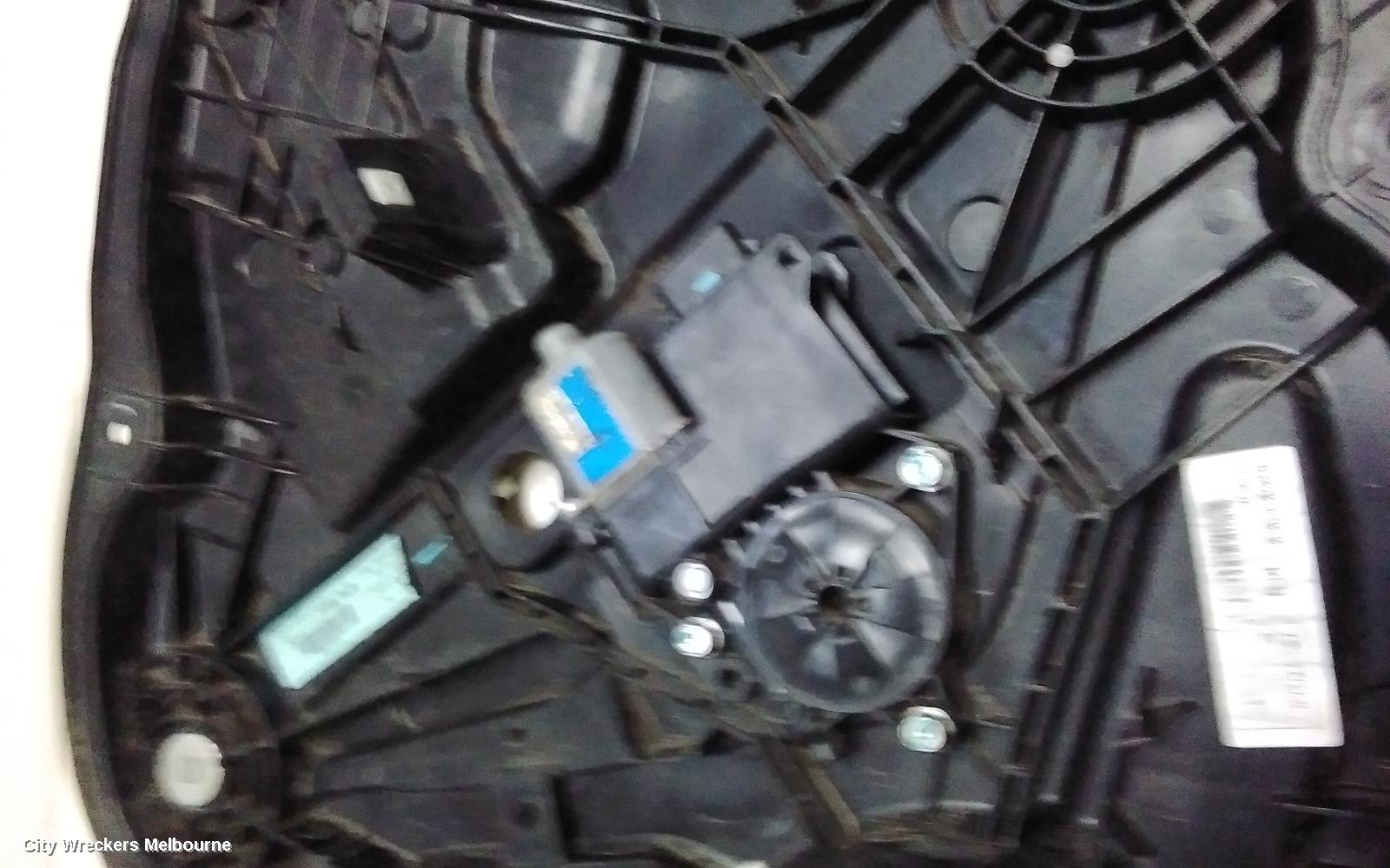 HYUNDAI GENESIS LEFT REAR WND REG/MOTOR, DH, DOOR REG ASSY (REG AND MOTOR), 11/2014 - 01/2018