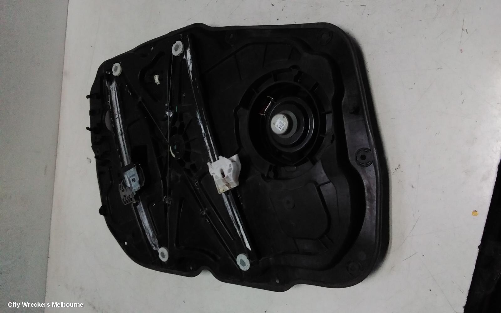HYUNDAI GENESIS RIGHT FRONT WINDOW REG/MOTOR, DH, DOOR REG ASSY (REG AND MOTOR), 11/2014 - 01/2018