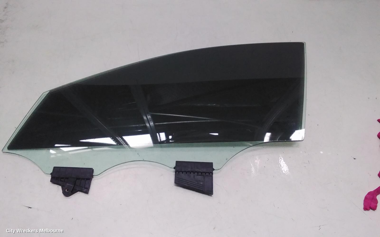 HYUNDAI GENESIS LEFT FRONT DOOR WINDOW, ULTIMATE PACK, DOUBLE GLAZED TYPE, DH, 11/2014 - 01/2018