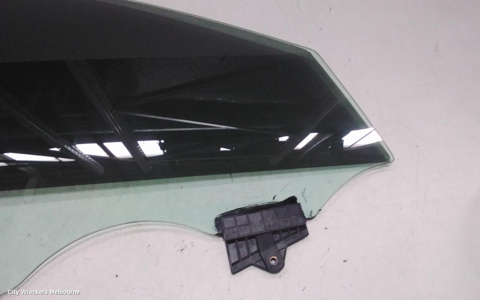 HYUNDAI GENESIS RIGHT FRONT DOOR WINDOW, ULTIMATE PACK, DOUBLE GLAZED TYPE, DH, 11/2014 - 01/2018