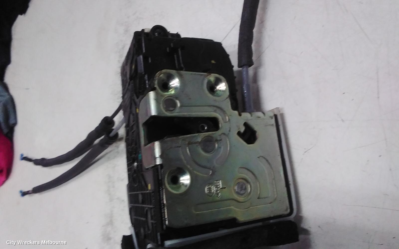 HYUNDAI GENESIS DOOR/BOOT/GATE LOCK, LEFT FRONT DOOR LOCK, DH, ULTIMATE PACK TYPE, 11/2014 - 01/2018