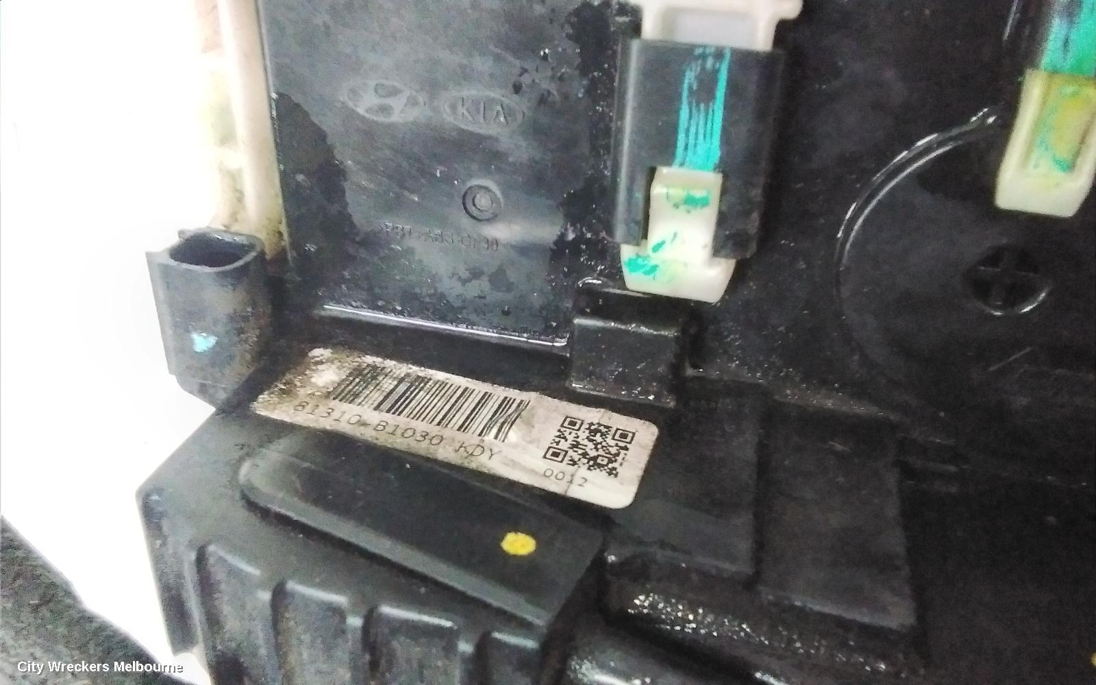 HYUNDAI GENESIS DOOR/BOOT/GATE LOCK, LEFT FRONT DOOR LOCK, DH, ULTIMATE PACK TYPE, 11/2014 - 01/2018