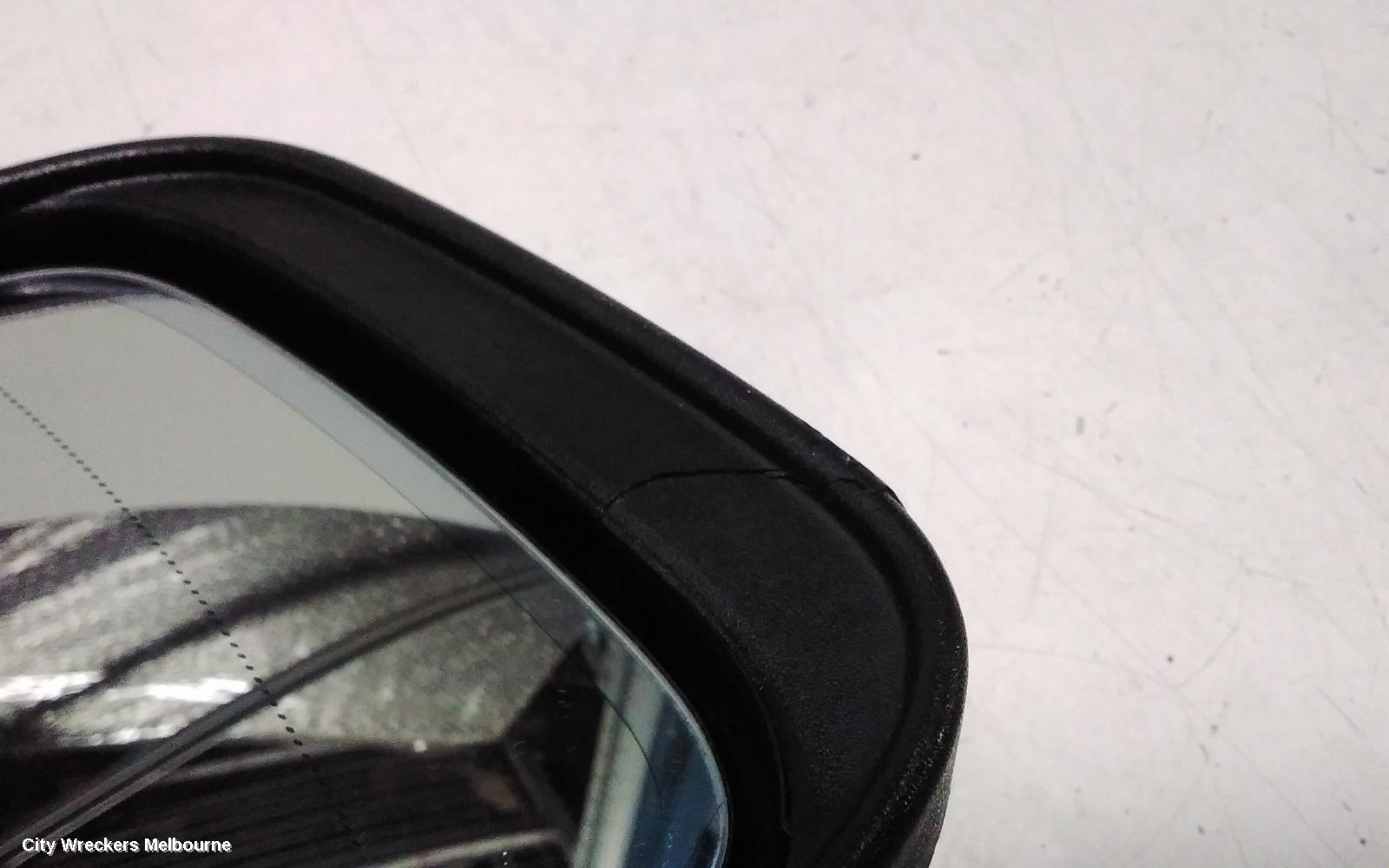 JEEP GRANDCHEROKEE RIGHT DOOR MIRROR, W/ MEMORY, AUTO DIM, NON BLIND SPOT, PUDDLE, COLOUR CODED, WK, 04/2013 - 12/2016