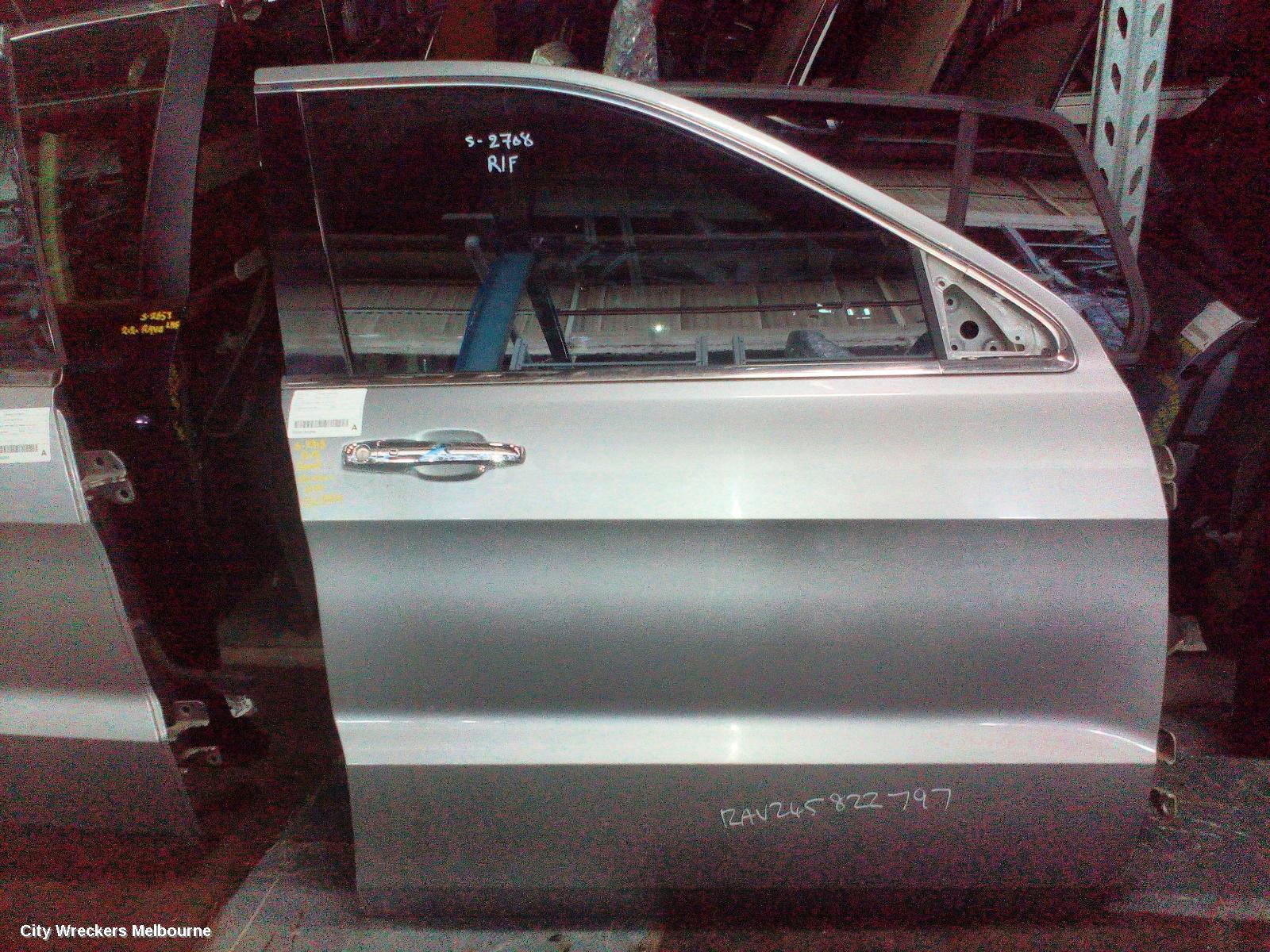JEEP GRANDCHEROKEE RIGHT FRONT DOOR, WK, NON MOULD TYPE, 10/2010 - 02/2022