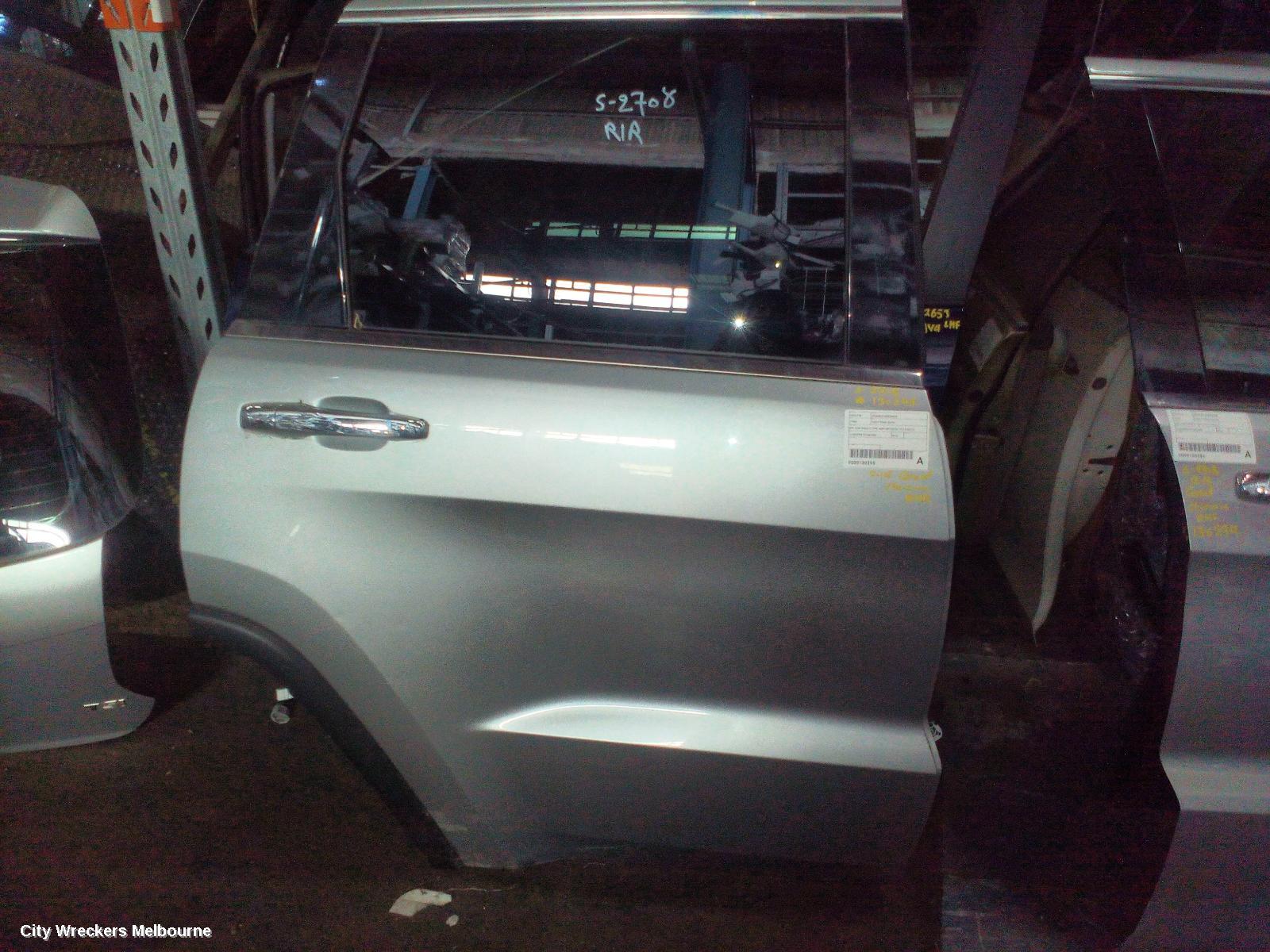 JEEP GRANDCHEROKEE RIGHT REAR DOOR, WK, NON MOULD TYPE, NON SRT/SRT8, 10/2010 - 02/2022