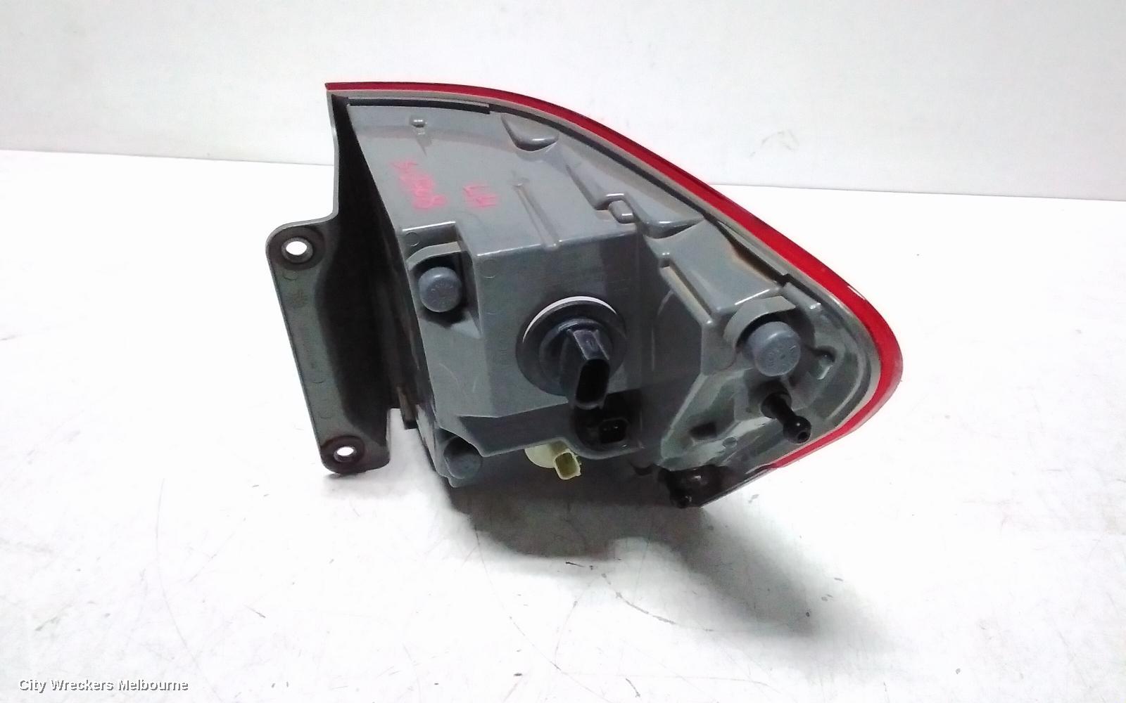 JEEP GRANDCHEROKEE LEFT TAILLIGHT, WK, LAREDO/OVERLAND/LIMITED, W/ CHROME BEZEL, 04/2013 - 02/2022