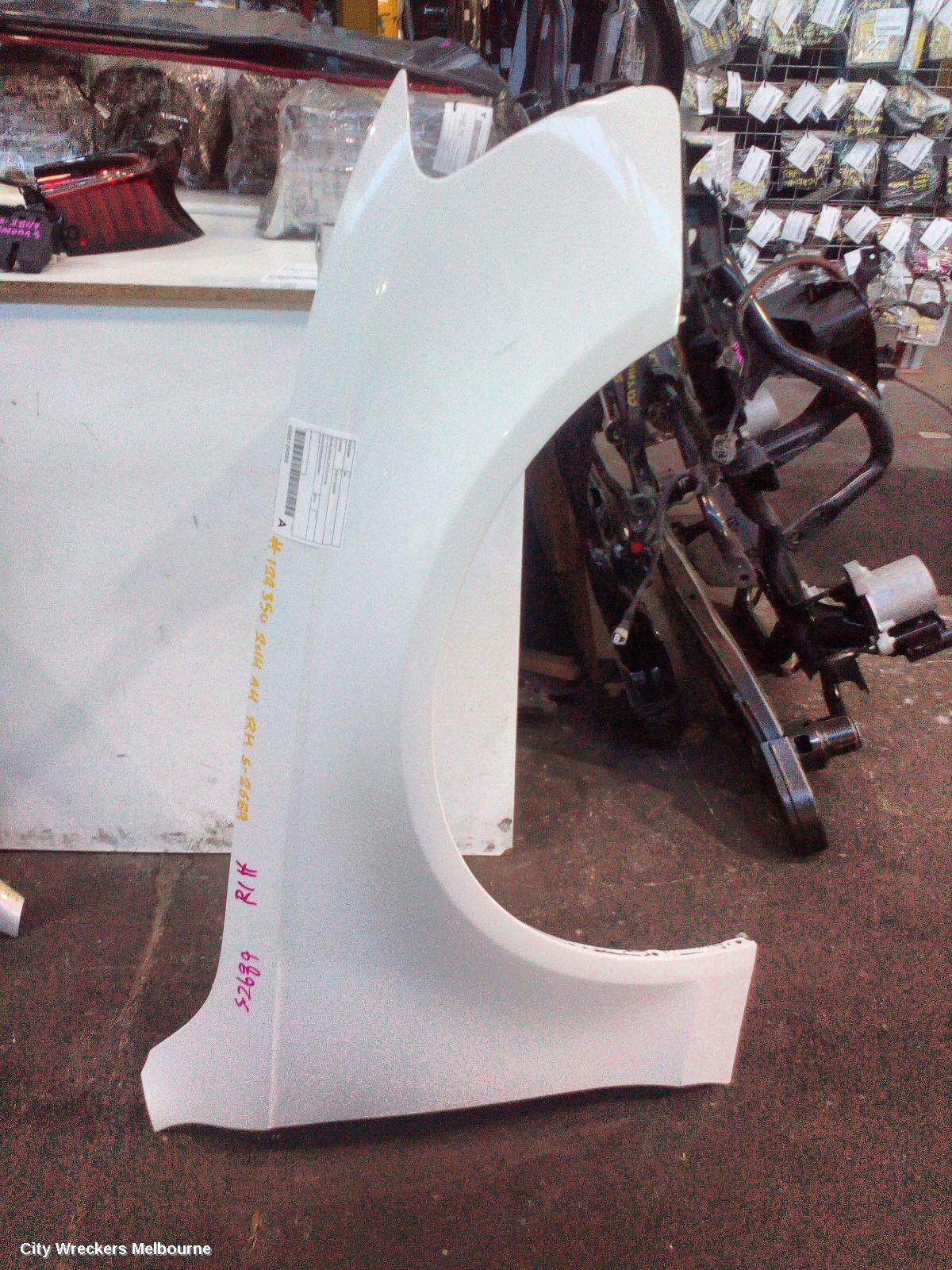 AUDI A4 RIGHT GUARD, B8 8K (A4/S4), 07/2012 - 01/2016