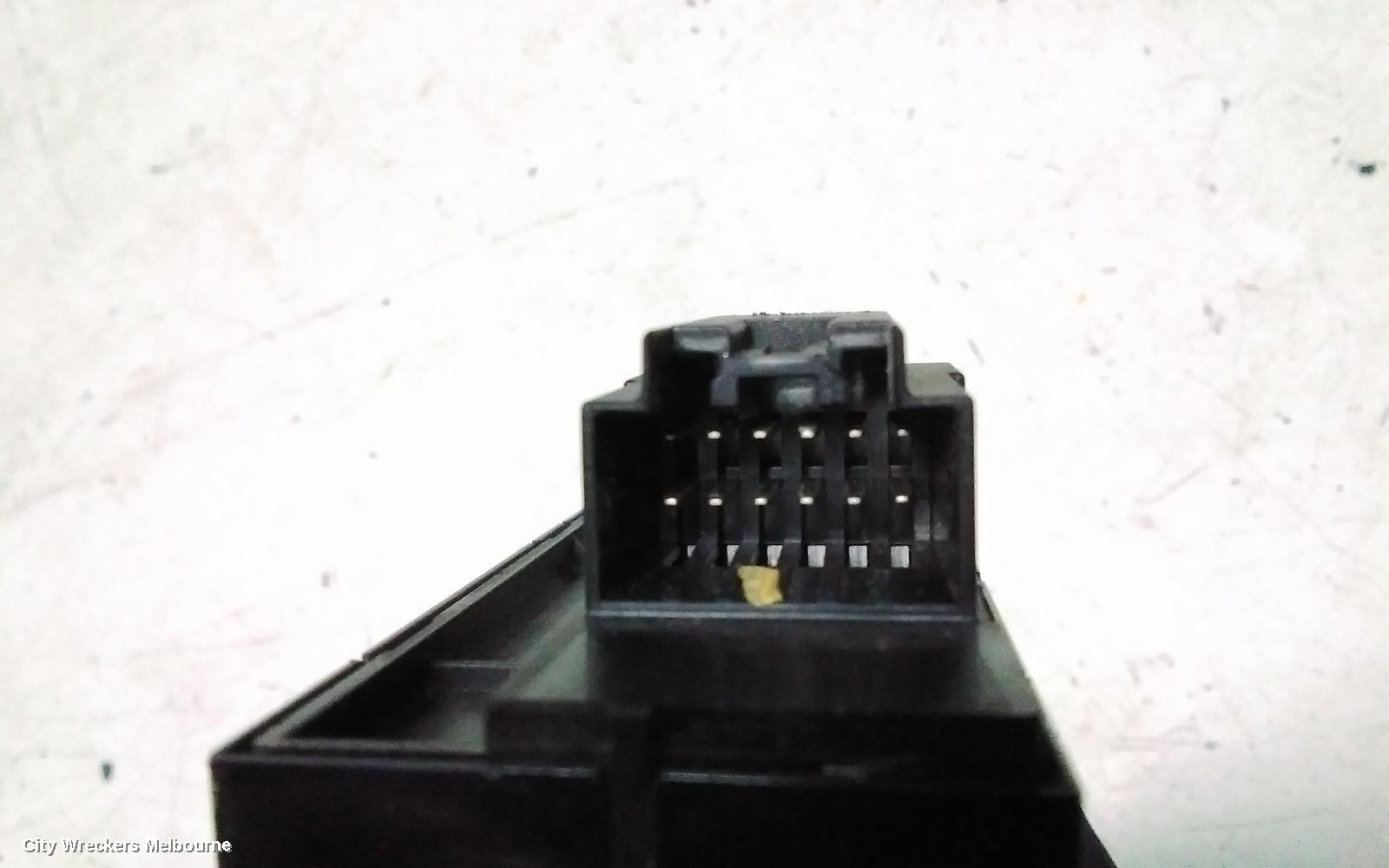 HAVAL JOLION PWR DR WIND SWITCH, A01, RH FRONT (MASTER SWITCH), NON AUTO FOLD, 02/2021 ONWARDS