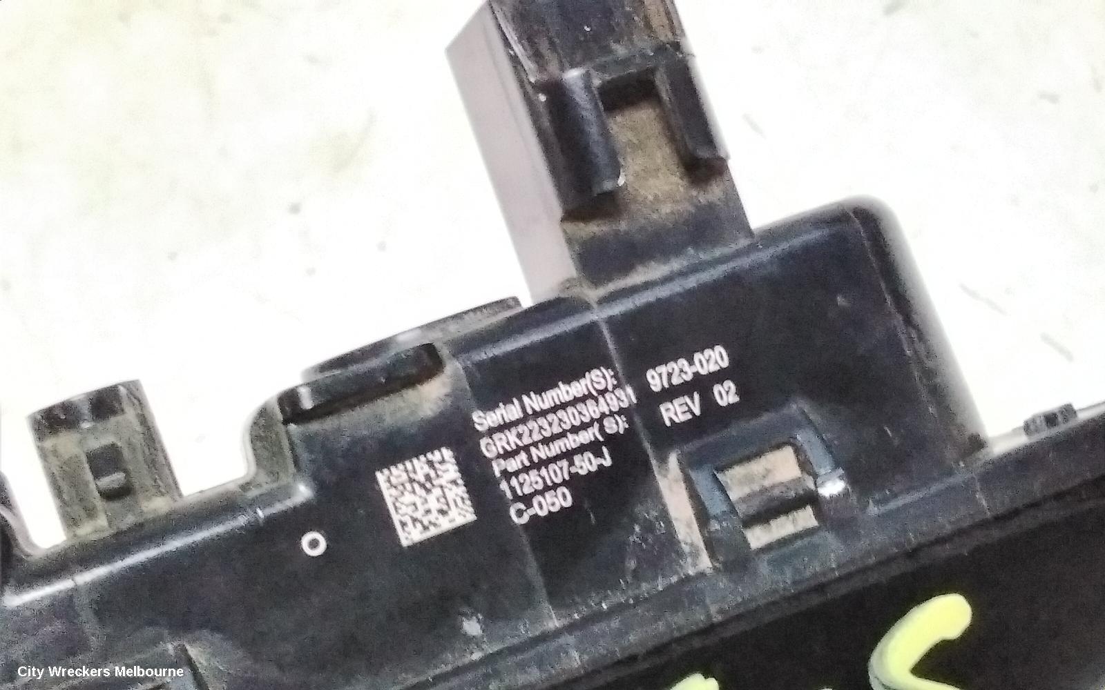 TESLA MODEL 3 REVERSE CAMERA, 1ST GEN, SIDE CAMERA (RH GUARD), 06/2019 ONWARDS
