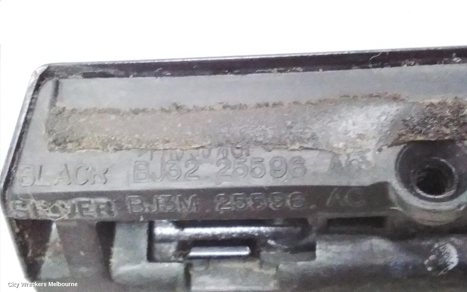 LAND ROVER RANGEROVER EVOQUE DOOR MOULD, RHR DOOR BELT: 120826, L538, DOOR MOULDING (RH REAR), 5DR, COLOUR CODED, 11/2011 - 01/2019