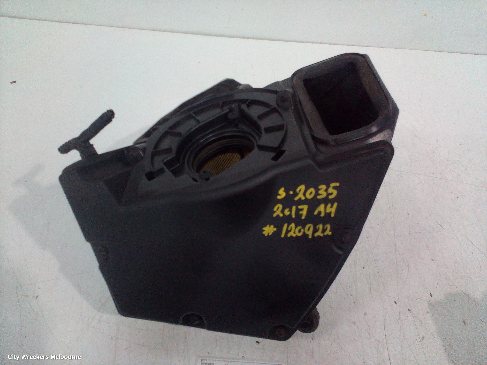 AUDI A4 AIR CLEANER/BOX, AIR CLEANER, 2.0, PETROL, B9 8W, 10/2015 ONWARDS