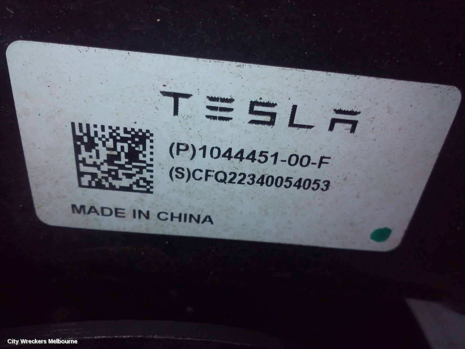 TESLA MODEL 3 LEFT REAR TRAILING ARM, 1ST GEN, 06/2019 ONWARDS