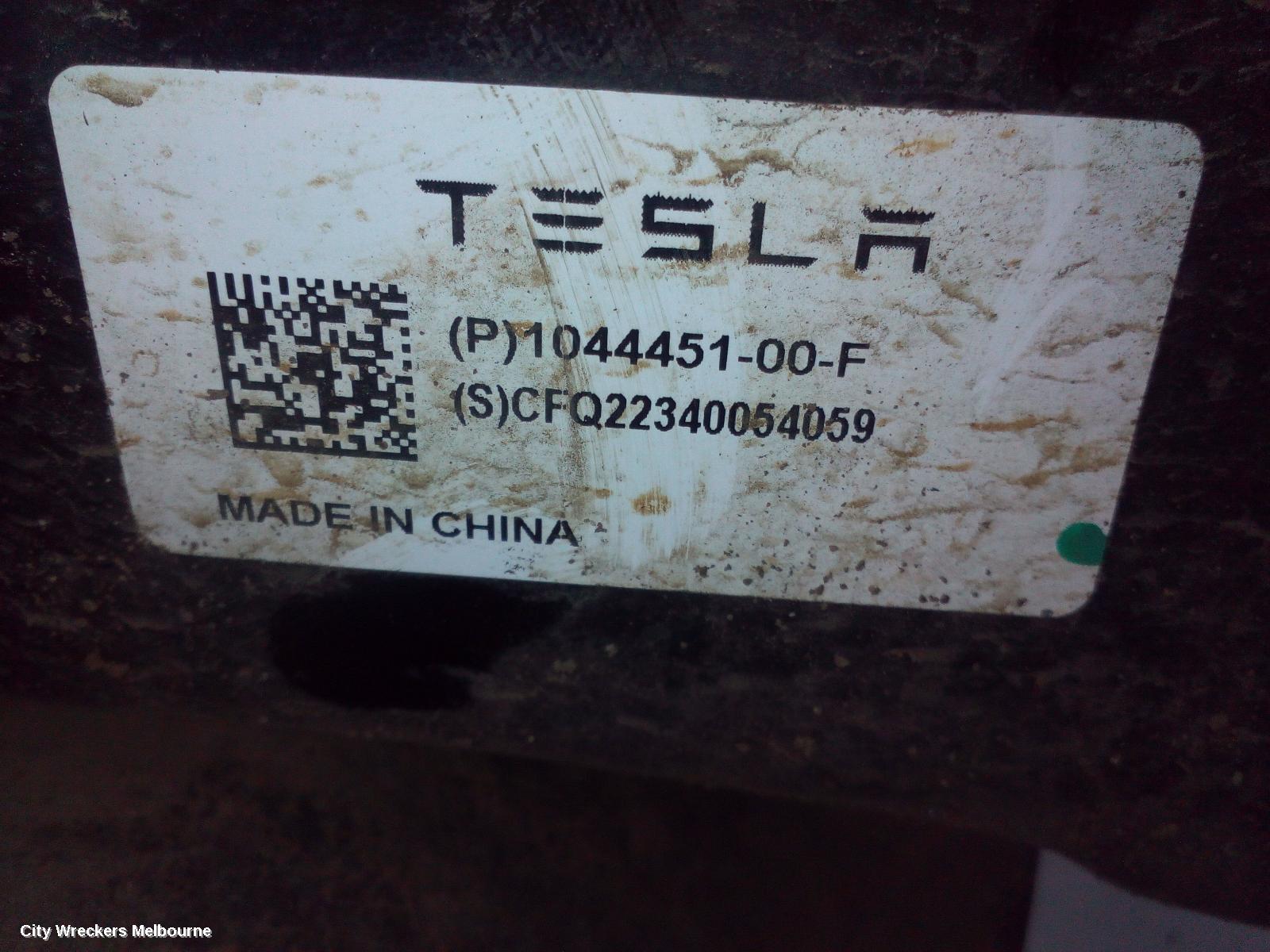 TESLA MODEL 3 RIGHT REAR TRAILING ARM, 1ST GEN, 06/2019 ONWARDS