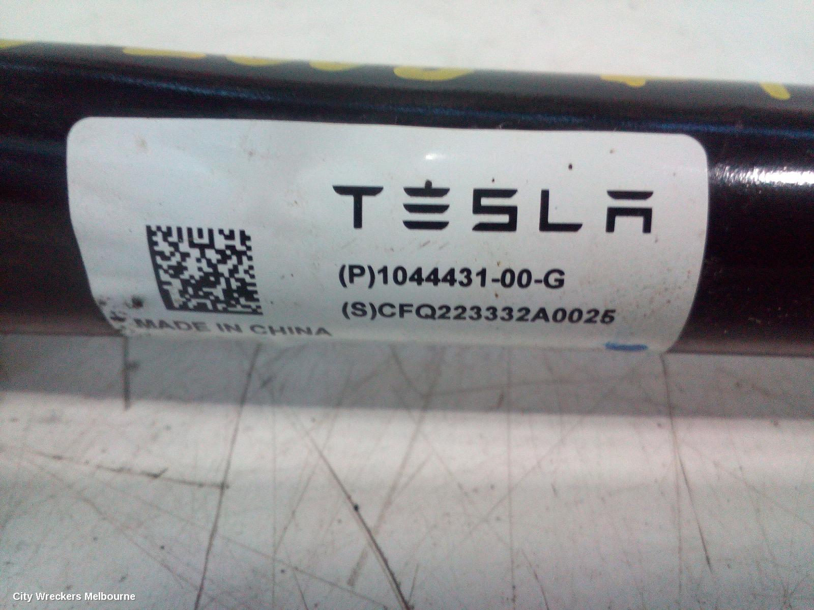 TESLA MODEL 3 LEFT REAR TRAILING ARM, 1ST GEN, 06/2019 ONWARDS