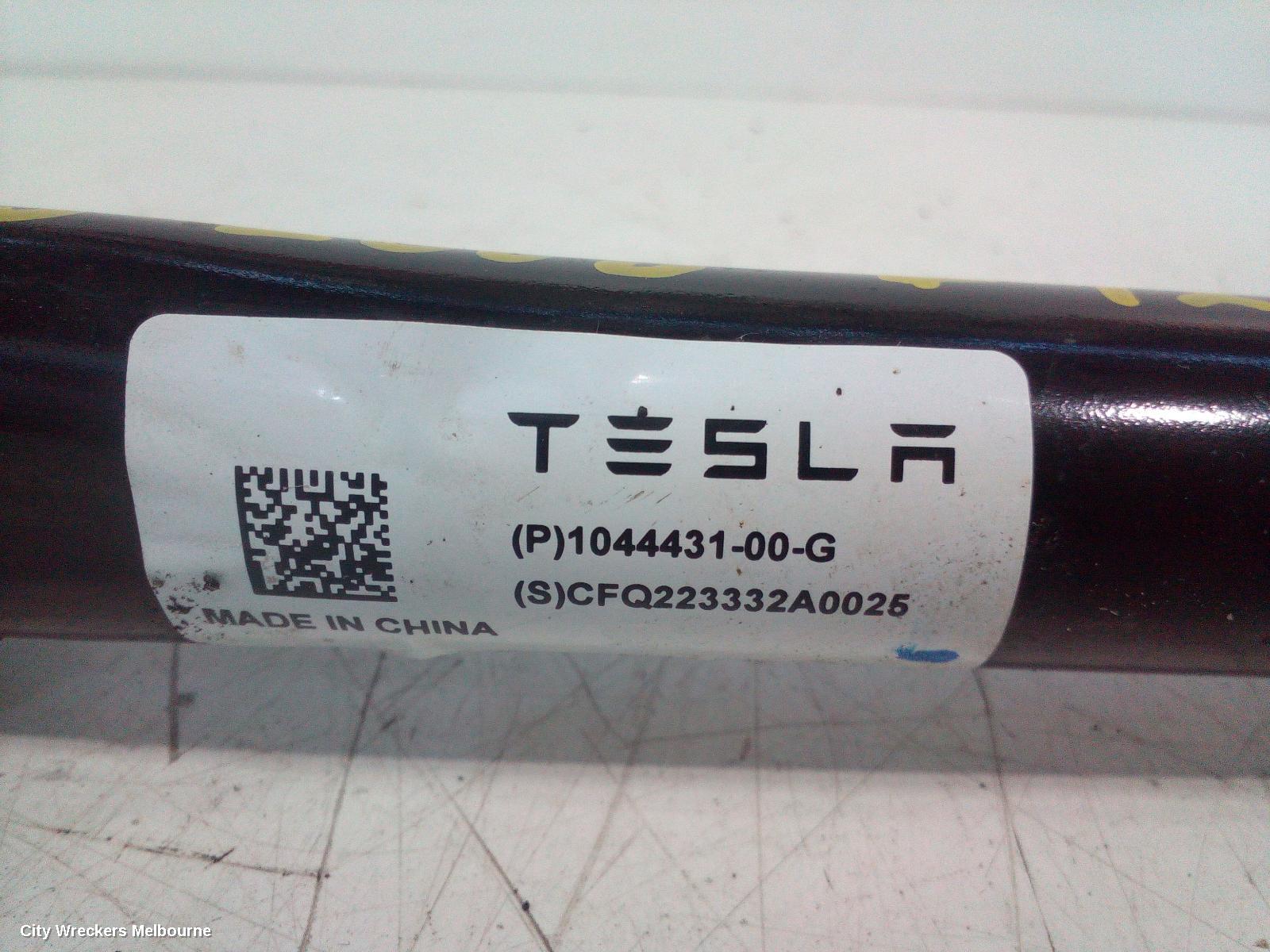 TESLA MODEL 3 LEFT REAR TRAILING ARM, 1ST GEN, 06/2019 ONWARDS