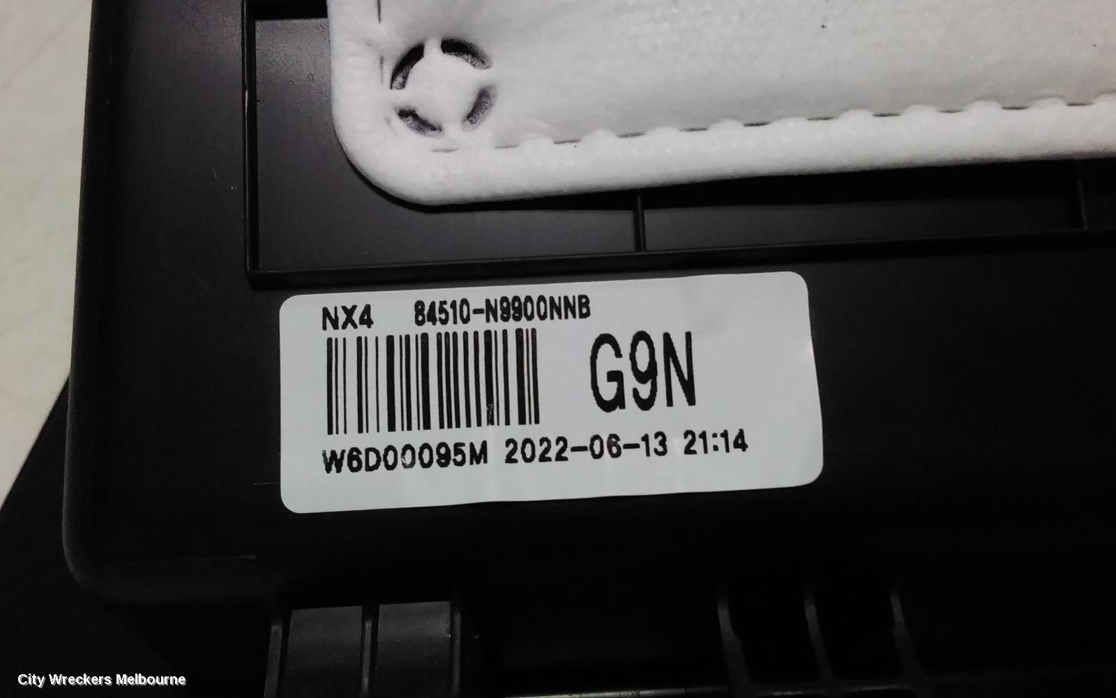 HYUNDAI TUCSON GLOVE BOX, NX4, 02/2021 - 01/2024