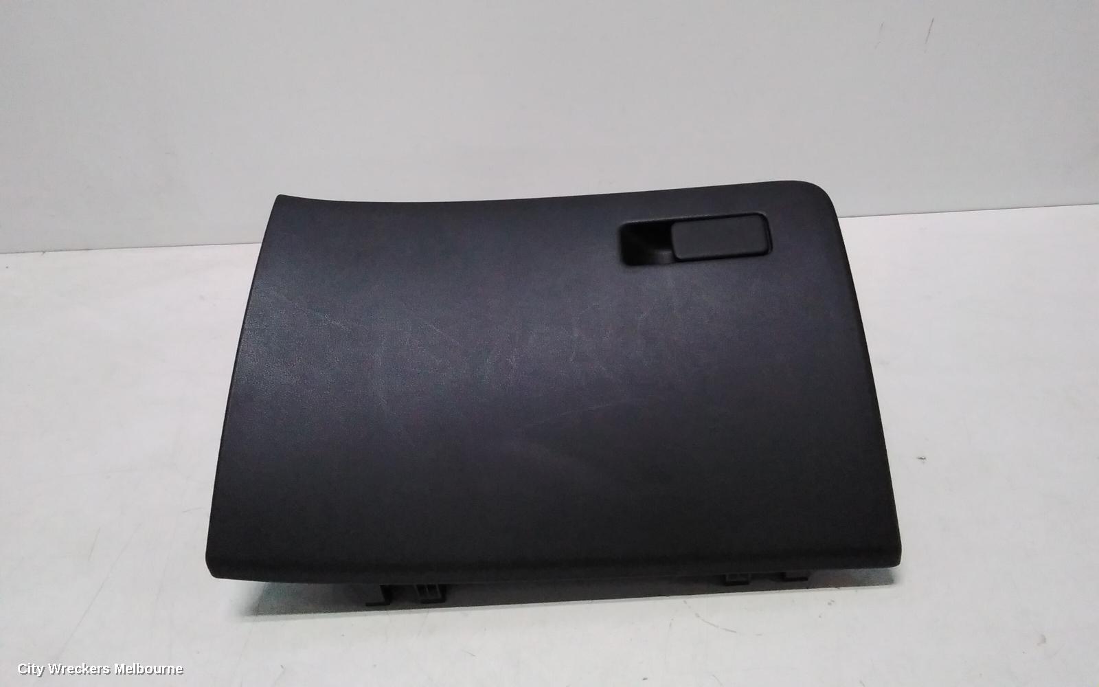HYUNDAI TUCSON GLOVE BOX, NX4, 02/2021 - 01/2024