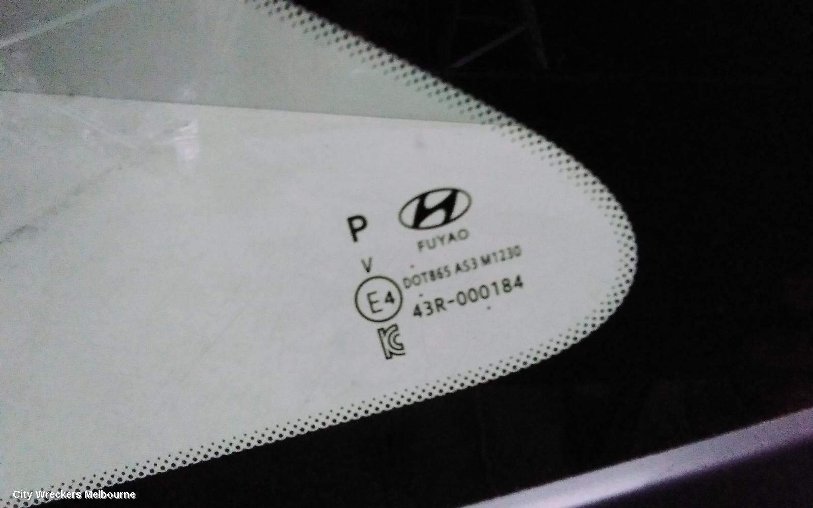 HYUNDAI TUCSON LEFT REAR SIDE GLASS, NX4, PRIVACY TINT TYPE, 02/2021 ONWARDS