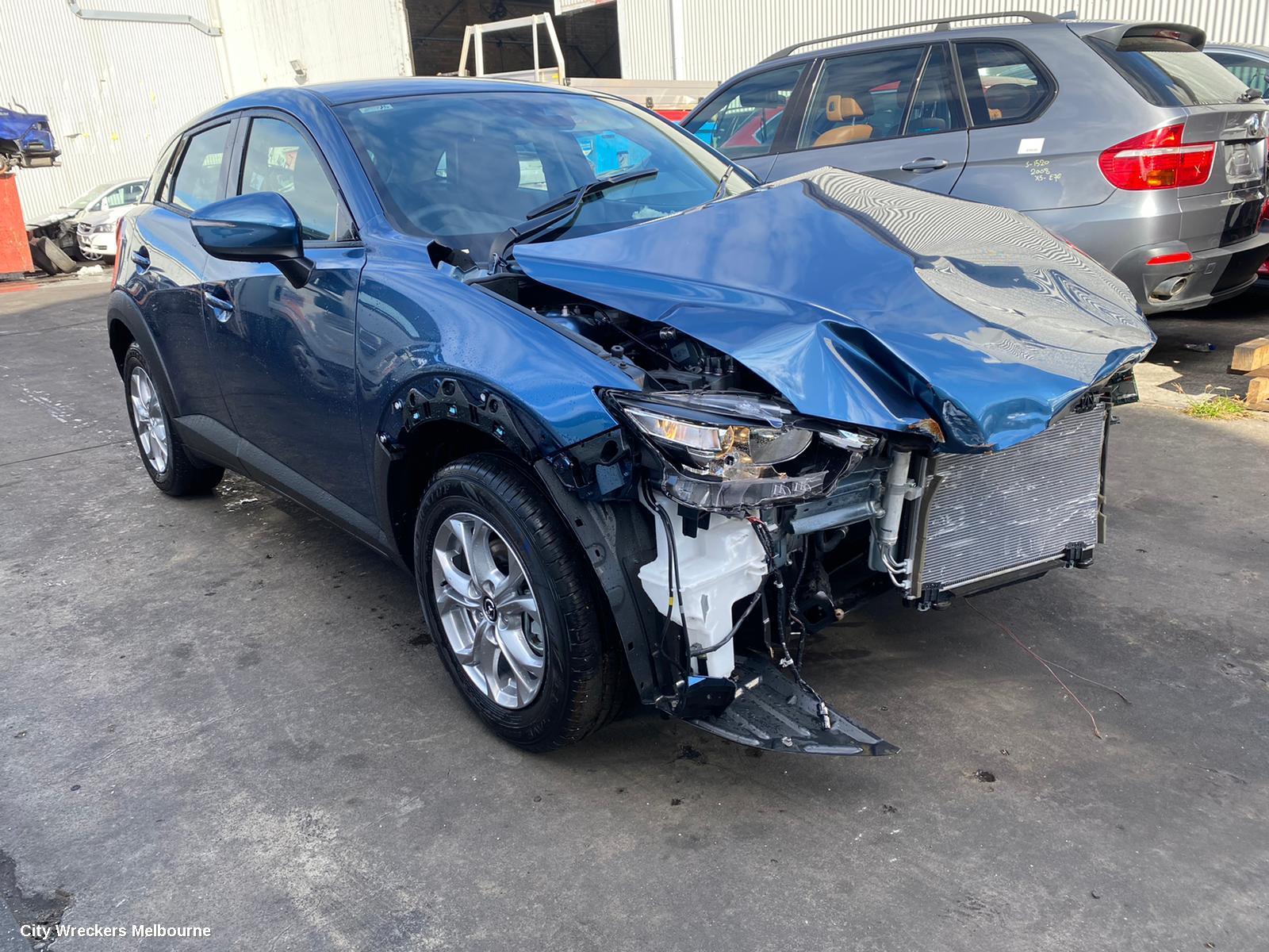 MAZDA CX3 GLOVE BOX, DK, 03/2015 ONWARDS