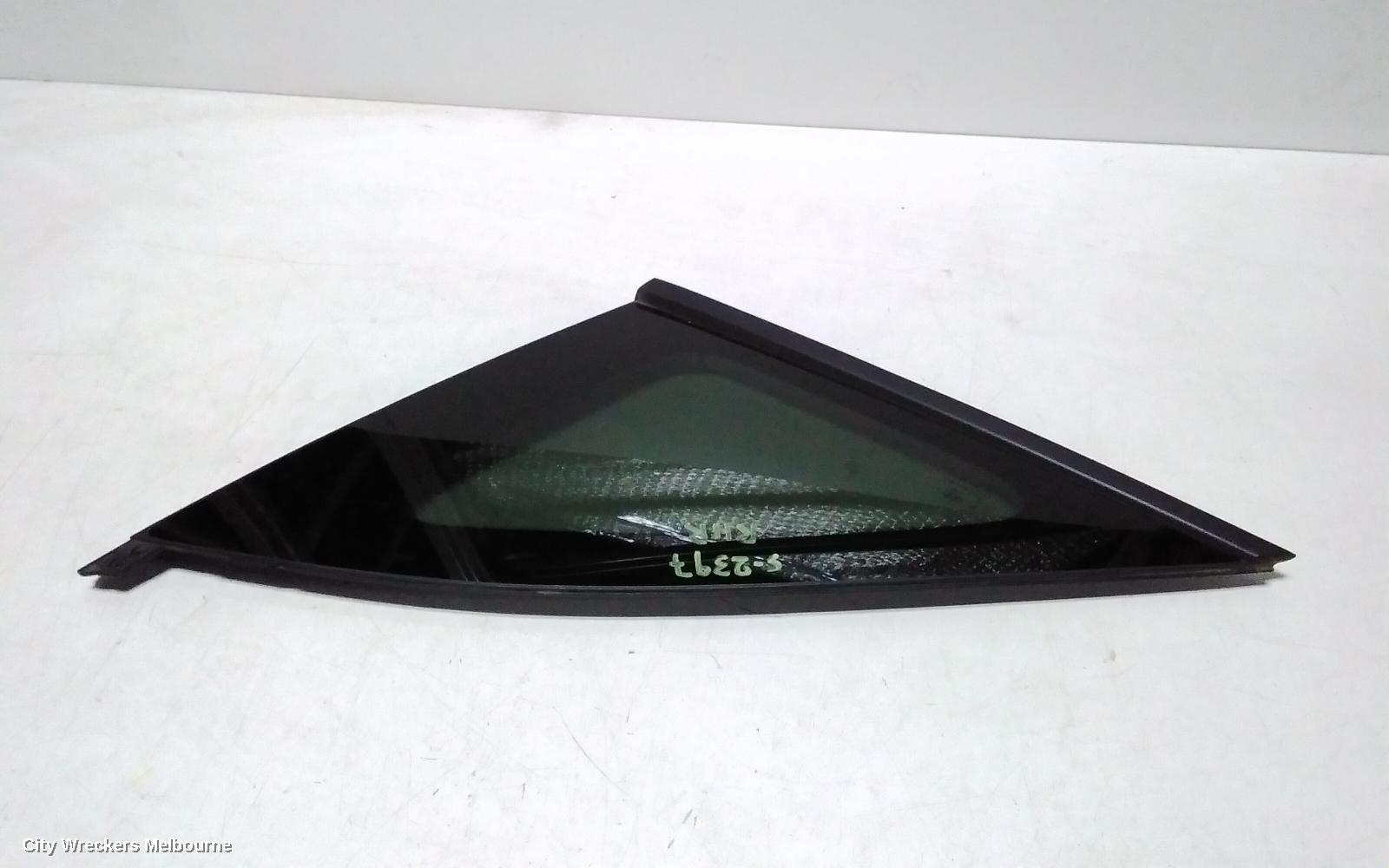 HYUNDAI TUCSON RIGHT REAR SIDE GLASS, NX4, PRIVACY TINT TYPE, 02/2021 ONWARDS