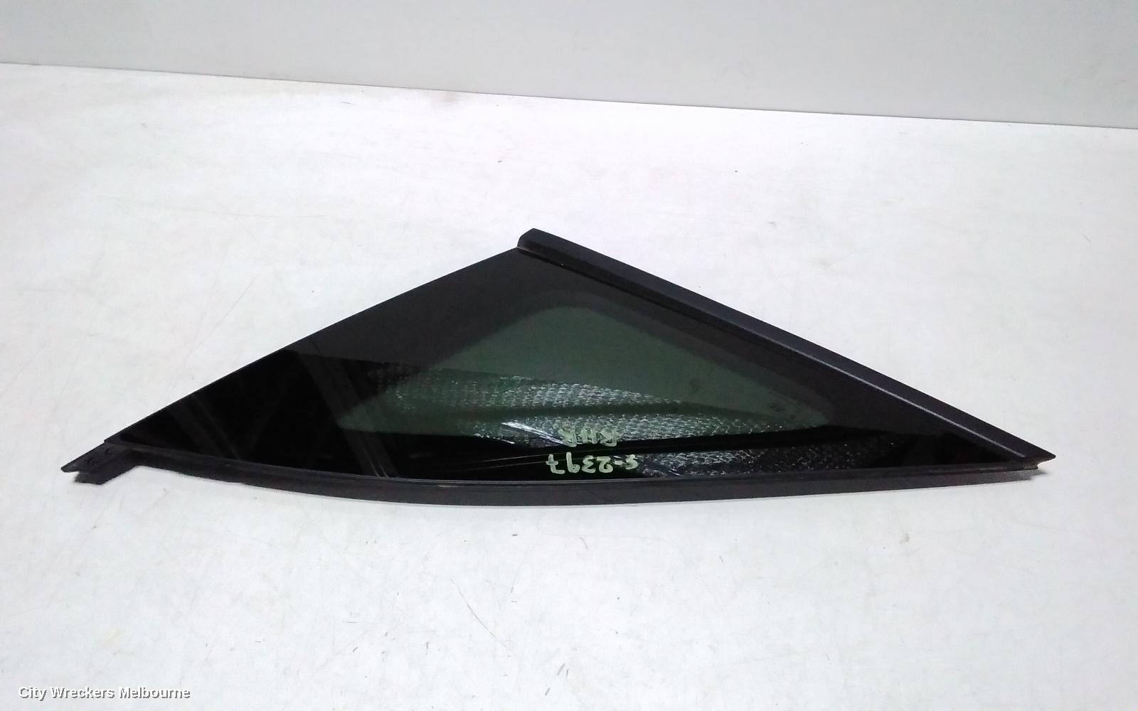 HYUNDAI TUCSON RIGHT REAR SIDE GLASS, NX4, PRIVACY TINT TYPE, 02/2021 ONWARDS