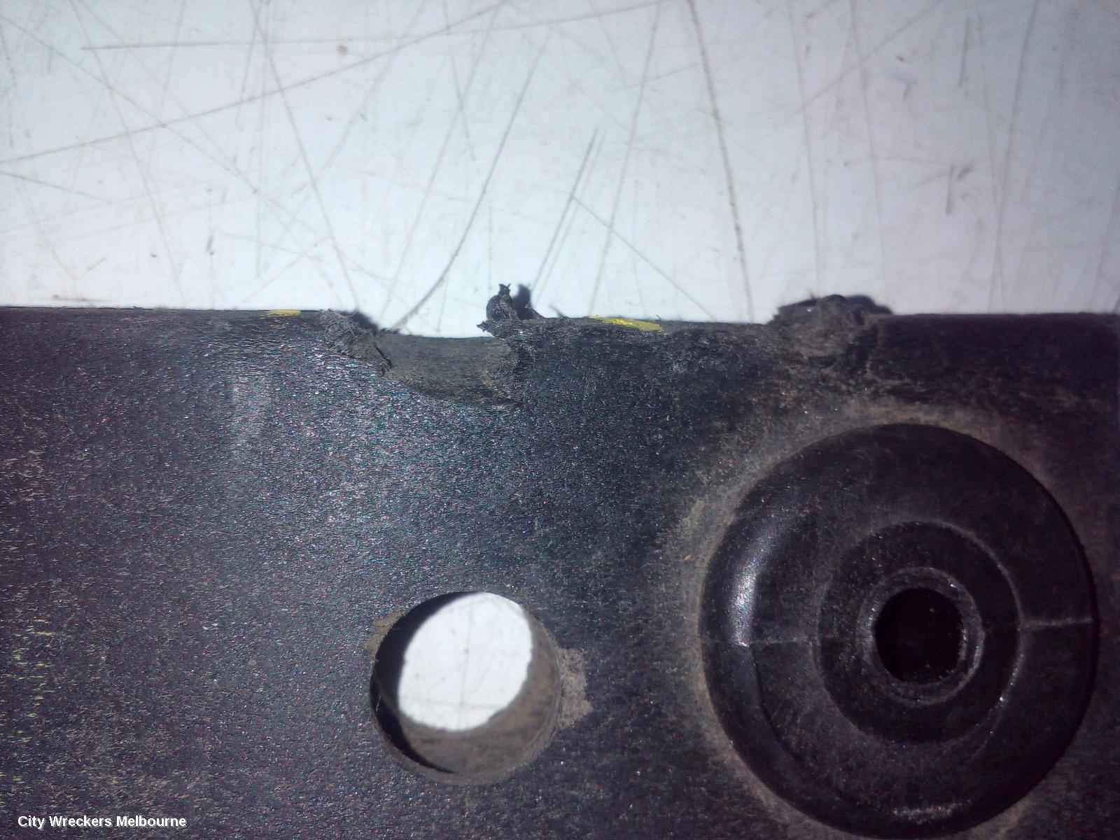 HYUNDAI TUCSON F/BAR REINFORC/BRACK, CENTRE BRACKET, NX4, 02/2021 ONWARDS