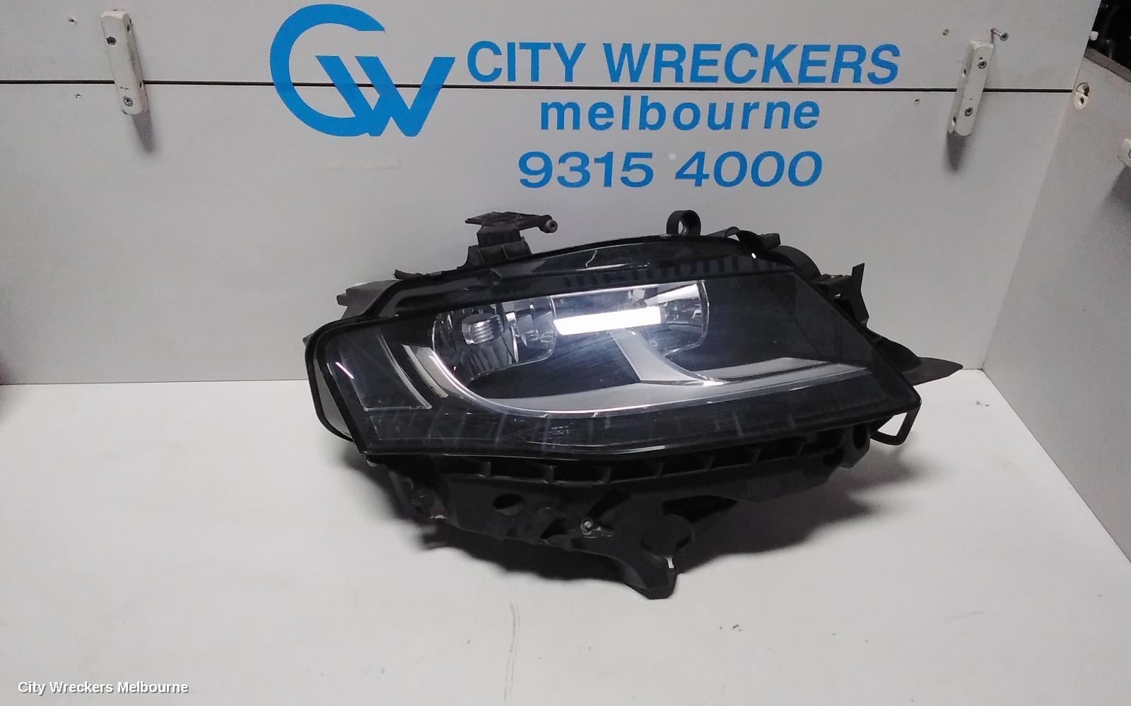 AUDI A4 RIGHT HEADLAMP, B8 8K, HALOGEN TYPE, 02/2008 - 06/2012