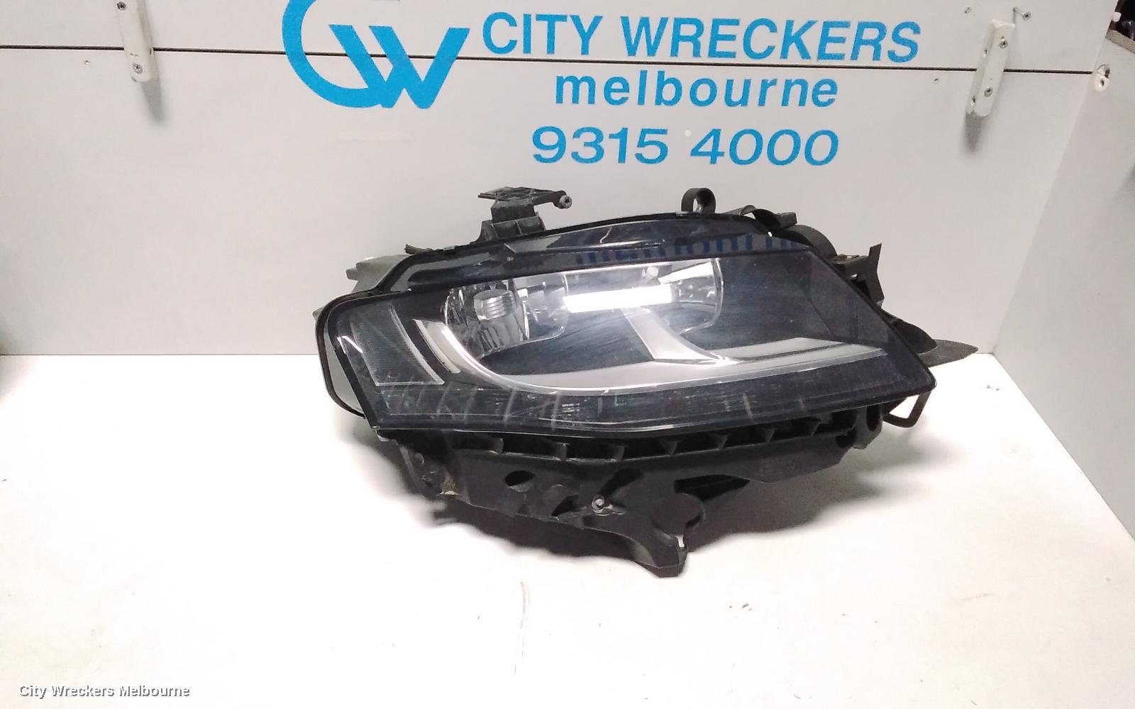 AUDI A4 RIGHT HEADLAMP, B8 8K, HALOGEN TYPE, 02/2008 - 06/2012