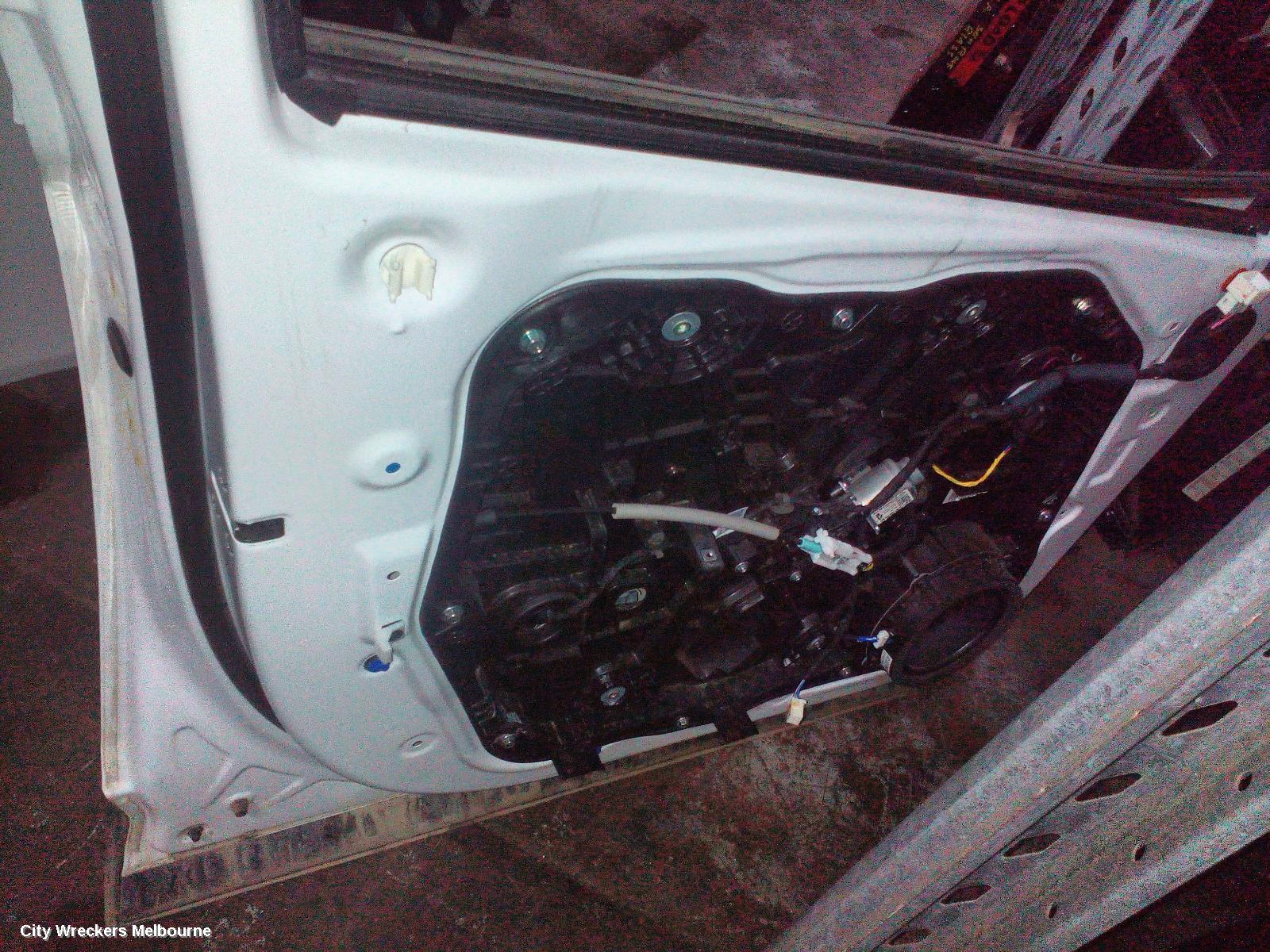 HYUNDAI TUCSON LEFT FRONT DOOR, NX4, NON N LINE, 02/2021 ONWARDS
