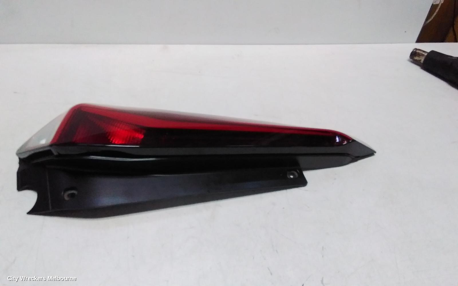 MG MG3 LEFT TAILLIGHT, SZP1, IN BODY, CLEAR ON BOTTOM, 06/2018 ONWARDS