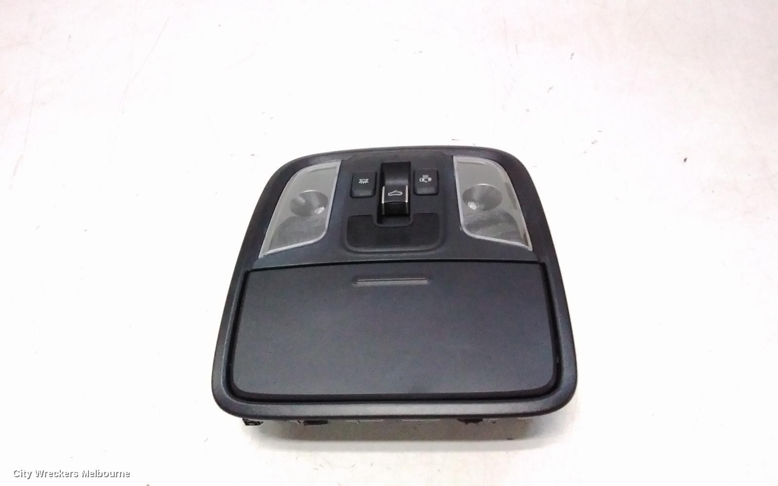 KIA STINGER COURTESY LIGHT, FRONT, W/ SUNROOF SWITCH TYPE, CK, 06/2017 - 04/2023