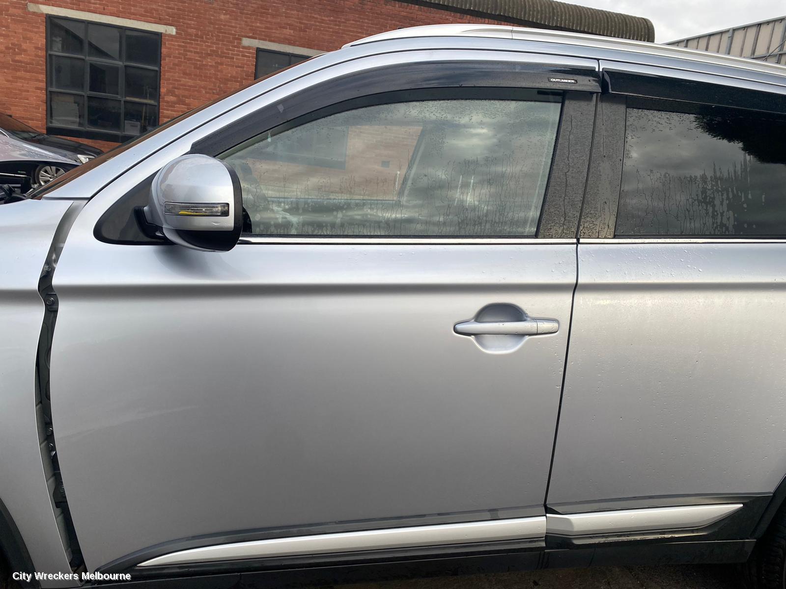 MITSUBISHI OUTLANDER RIGHT GUARD LINER, ZJ-ZL, 03/2014 ONWARDS