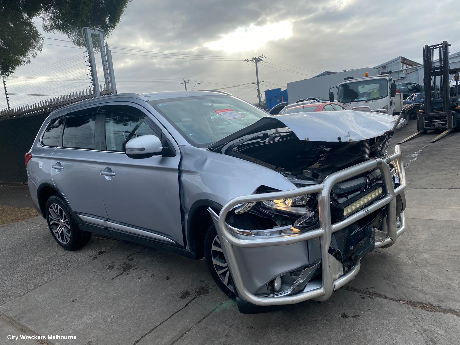 MITSUBISHI OUTLANDER RIGHT GUARD LINER, ZJ-ZL, 03/2014 ONWARDS