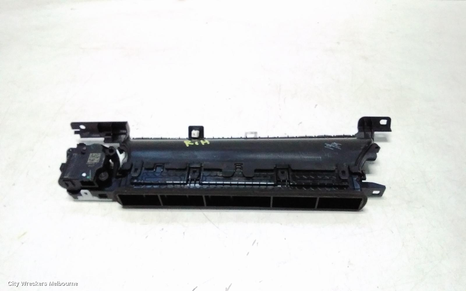 TESLA MODEL 3, 1ST GEN, 06/2019 ONWARDS, DASH AIRVENT -P-1807654-00-A: 121566