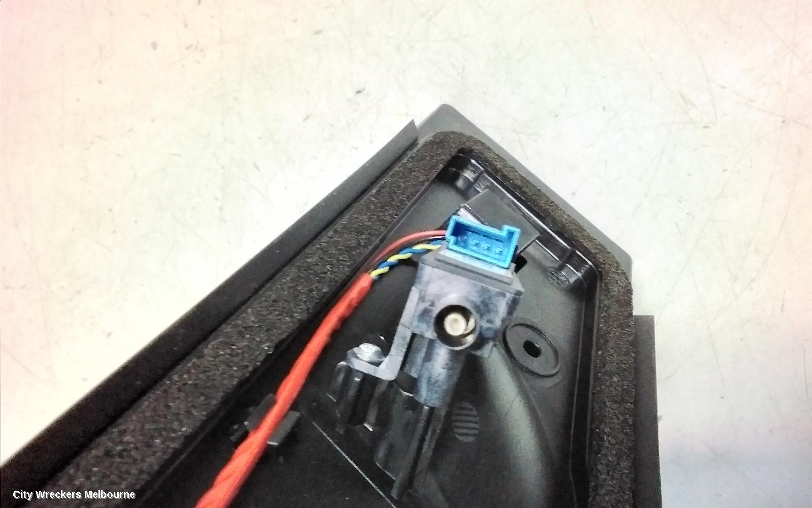TESLA MODEL 3, 1ST GEN, 06/2019 ONWARDS, B PILLAR CAMERA LHF : 121579