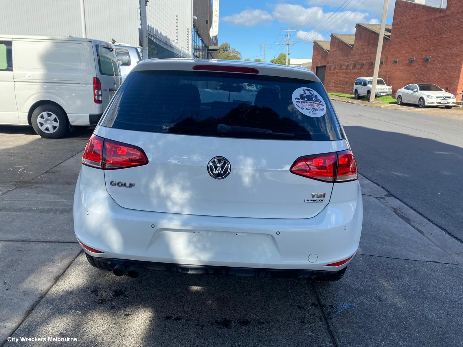 VOLKSWAGEN GOLF LEFT TAILLIGHT, GEN 7, HATCH, STANDARD, NON LED TYPE, 03/2013 - 03/2017