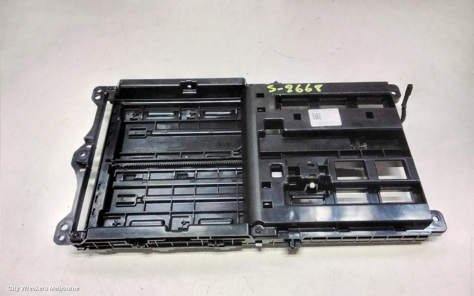 TESLA MODEL 3 TRIM PANEL, 1ST GEN, 06/2019 ONWARDS