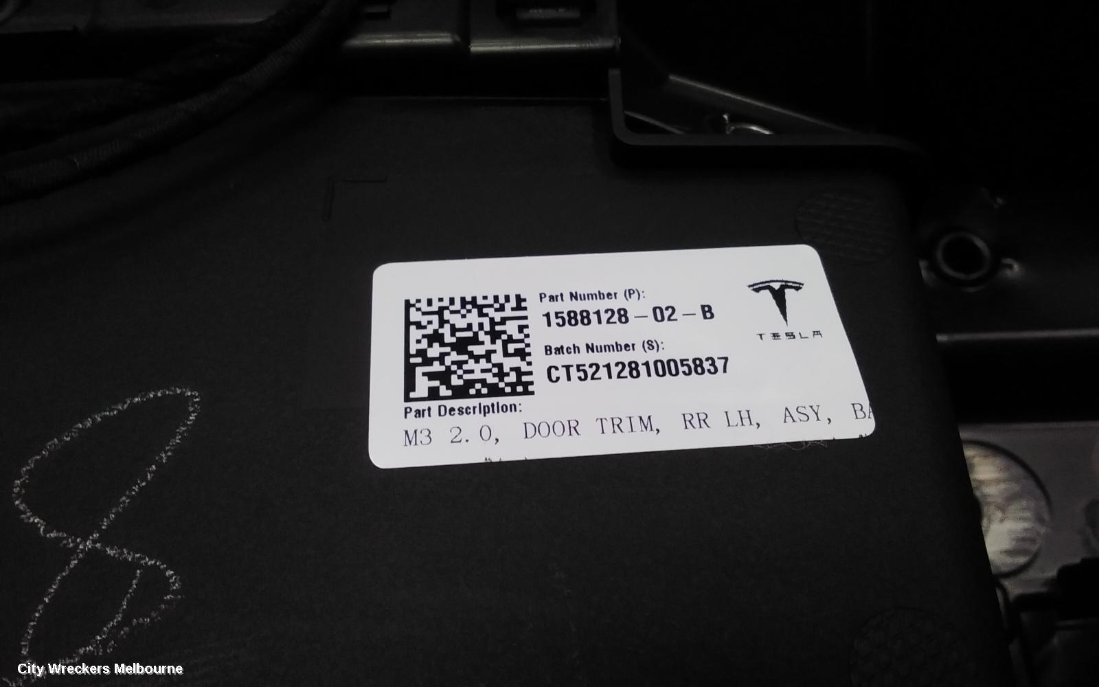 TESLA MODEL 3 DOOR TRIM, 1ST GEN, 06/2019 ONWARDS