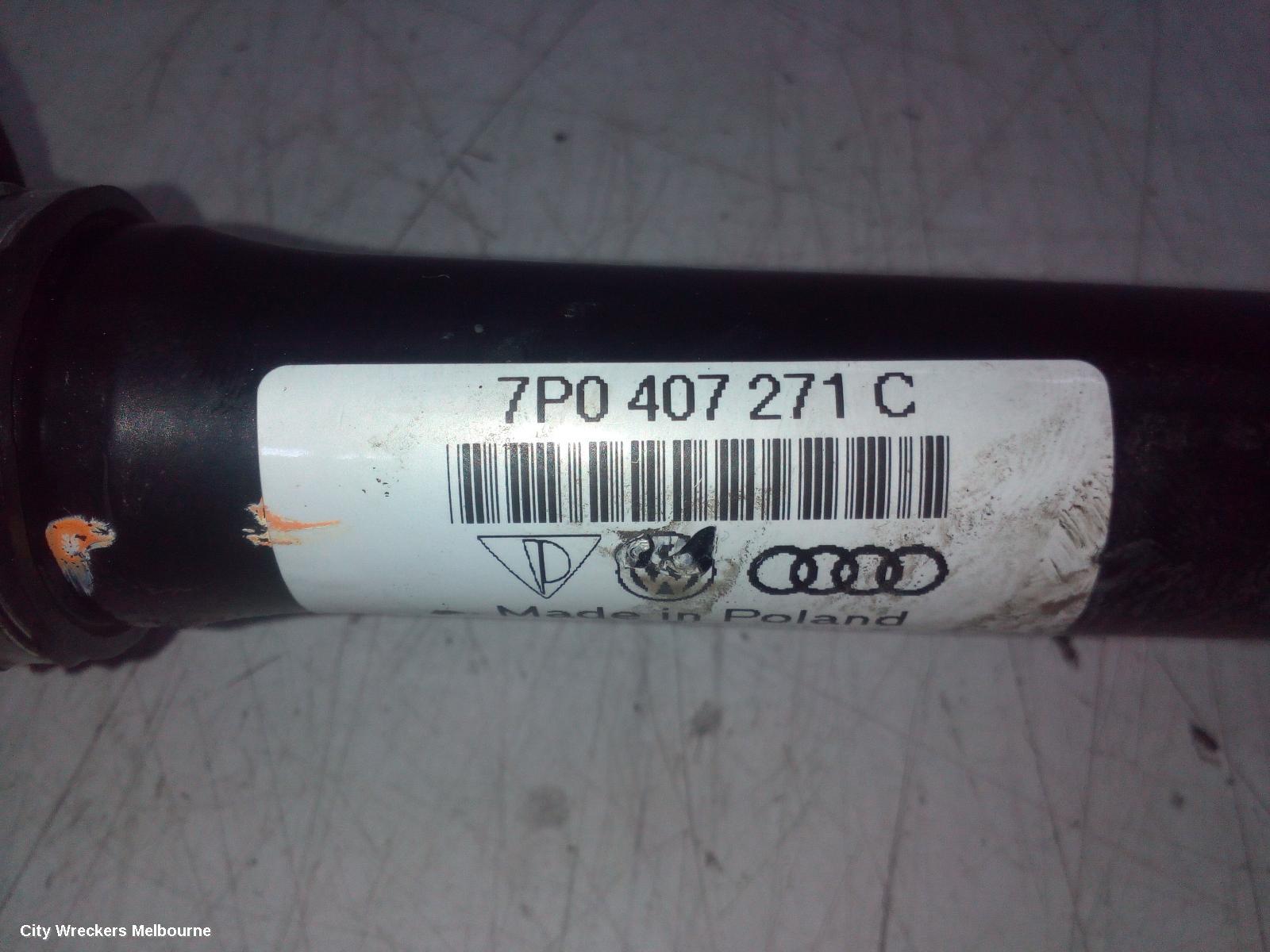 AUDI Q7 RIGHT DRIVESHAFT, FRONT, 3.0/4.2, DIESEL, CJGA/CJMA/CRCA/CCFC CODE, 4L, 09/2010 - 08/2015