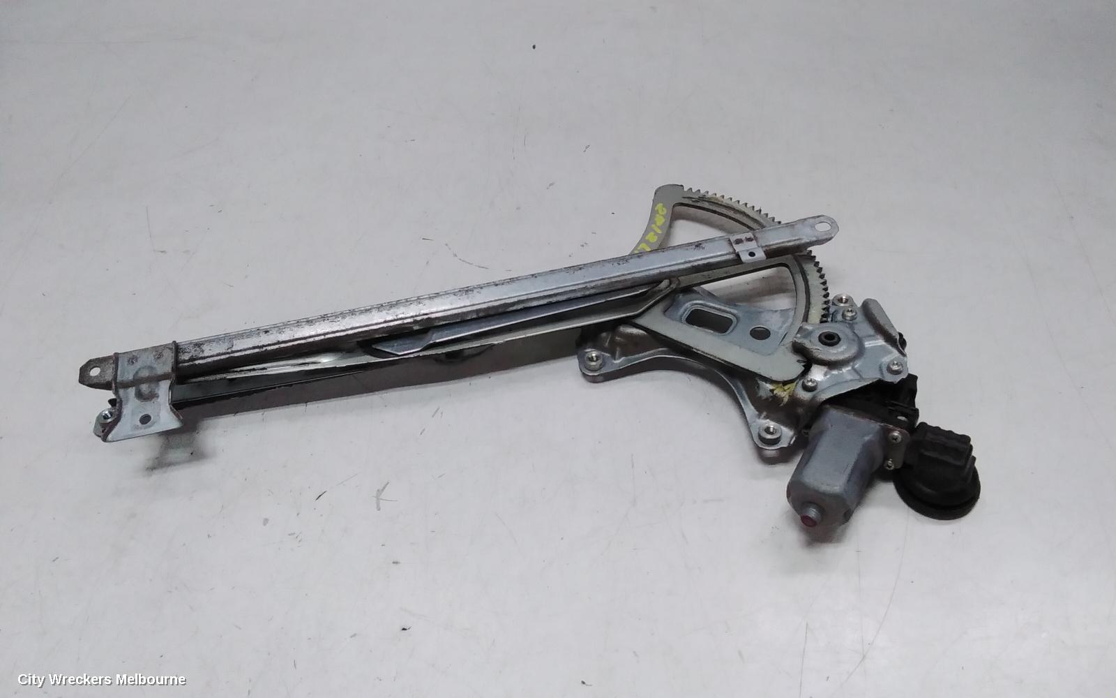 TOYOTA HIACE LEFT FRONT WINDOW REG/MOTOR, DOOR REG AND MOTOR ASSY, TRH/KDH, 03/2005 - 04/2019