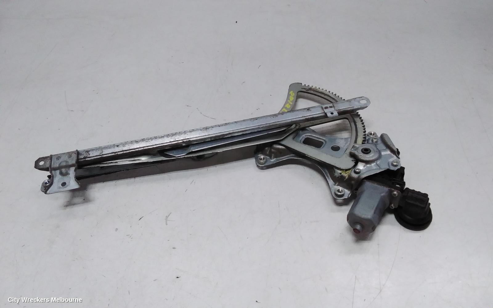TOYOTA HIACE LEFT FRONT WINDOW REG/MOTOR, DOOR REG AND MOTOR ASSY, TRH/KDH, 03/2005 - 04/2019